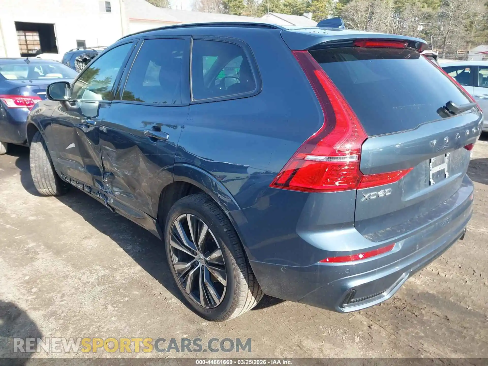 3 Photograph of a damaged car YV4L12RL7R1855771 VOLVO XC60 2024