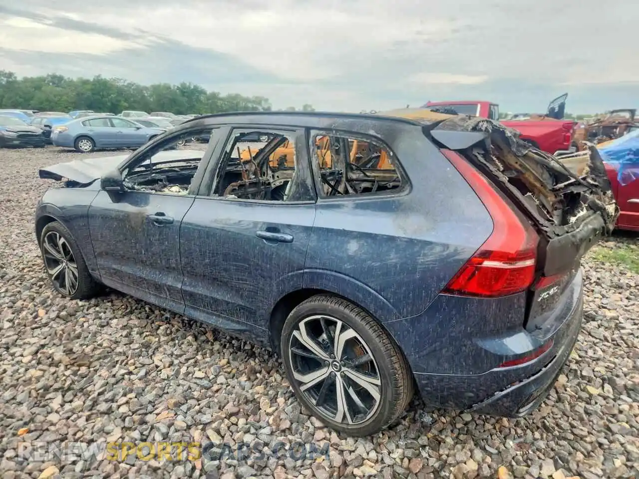 2 Photograph of a damaged car YV4L12RM9R1836714 VOLVO XC60 2024