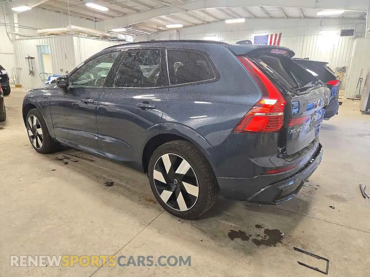 2 Фотография поврежденного автомобиля YV4H60RC5S1048134 VOLVO XC60 2025