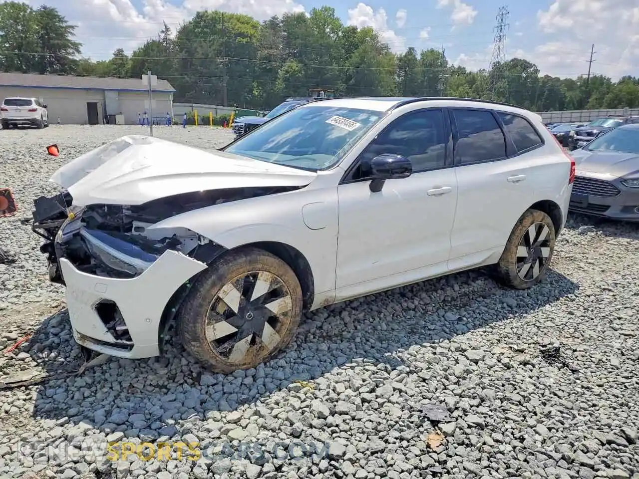 1 Photograph of a damaged car YV4H60RCXS1049764 VOLVO XC60 2025