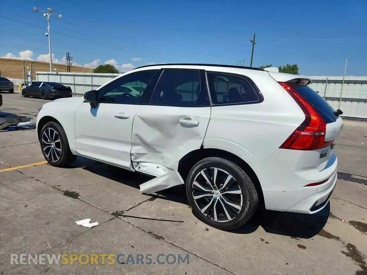 2 Photograph of a damaged car YV4M12RC8S1165330 VOLVO XC60 2025