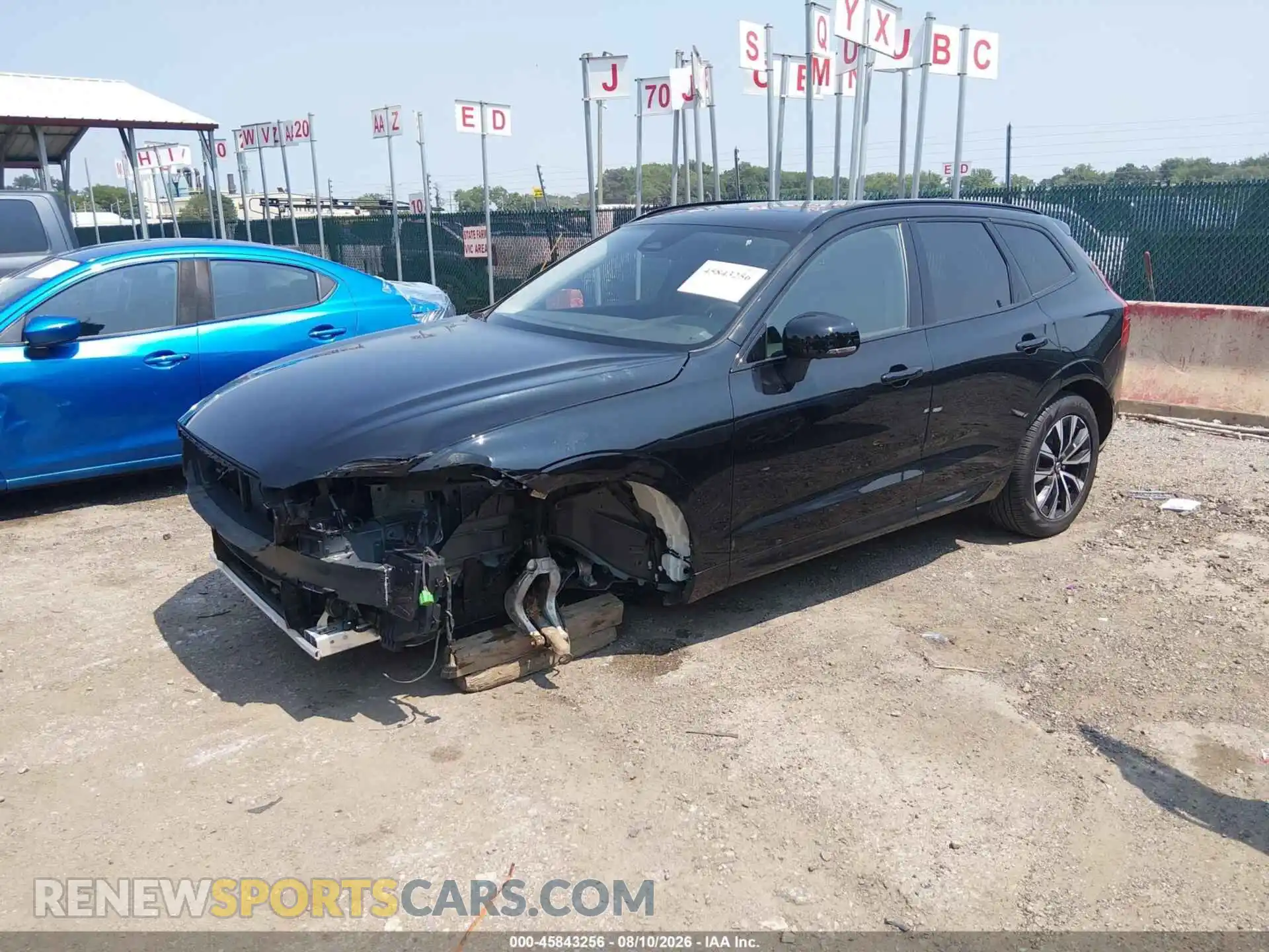 2 Photograph of a damaged car YV4M12RCXS1093899 VOLVO XC60 2025
