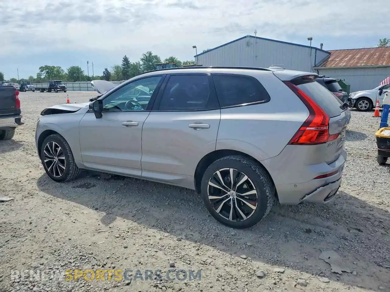 2 Photograph of a damaged car YV4M12RCXS1135455 VOLVO XC60 2025