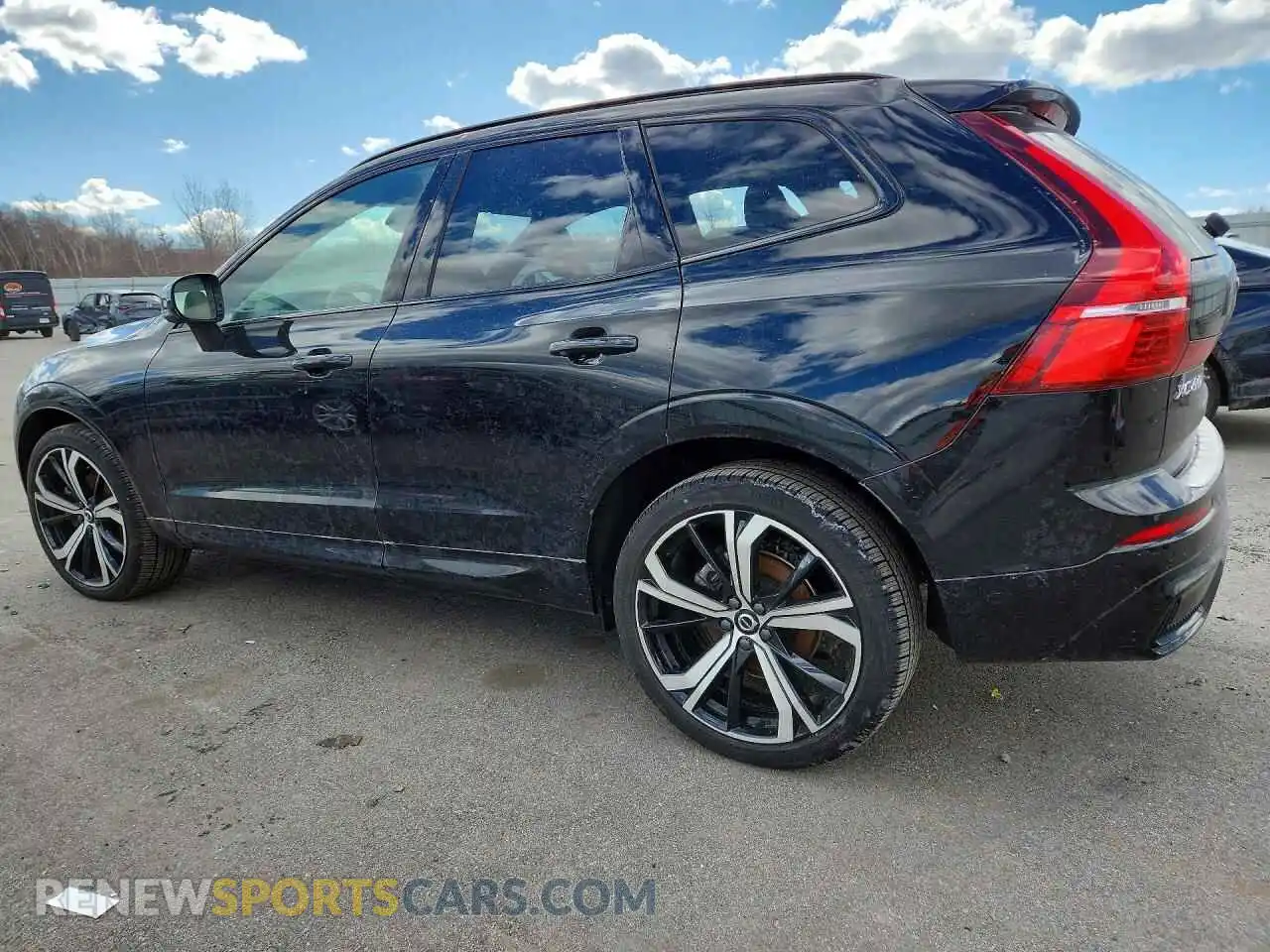 2 Photograph of a damaged car YV4M12RM5S1051312 VOLVO XC60 2025