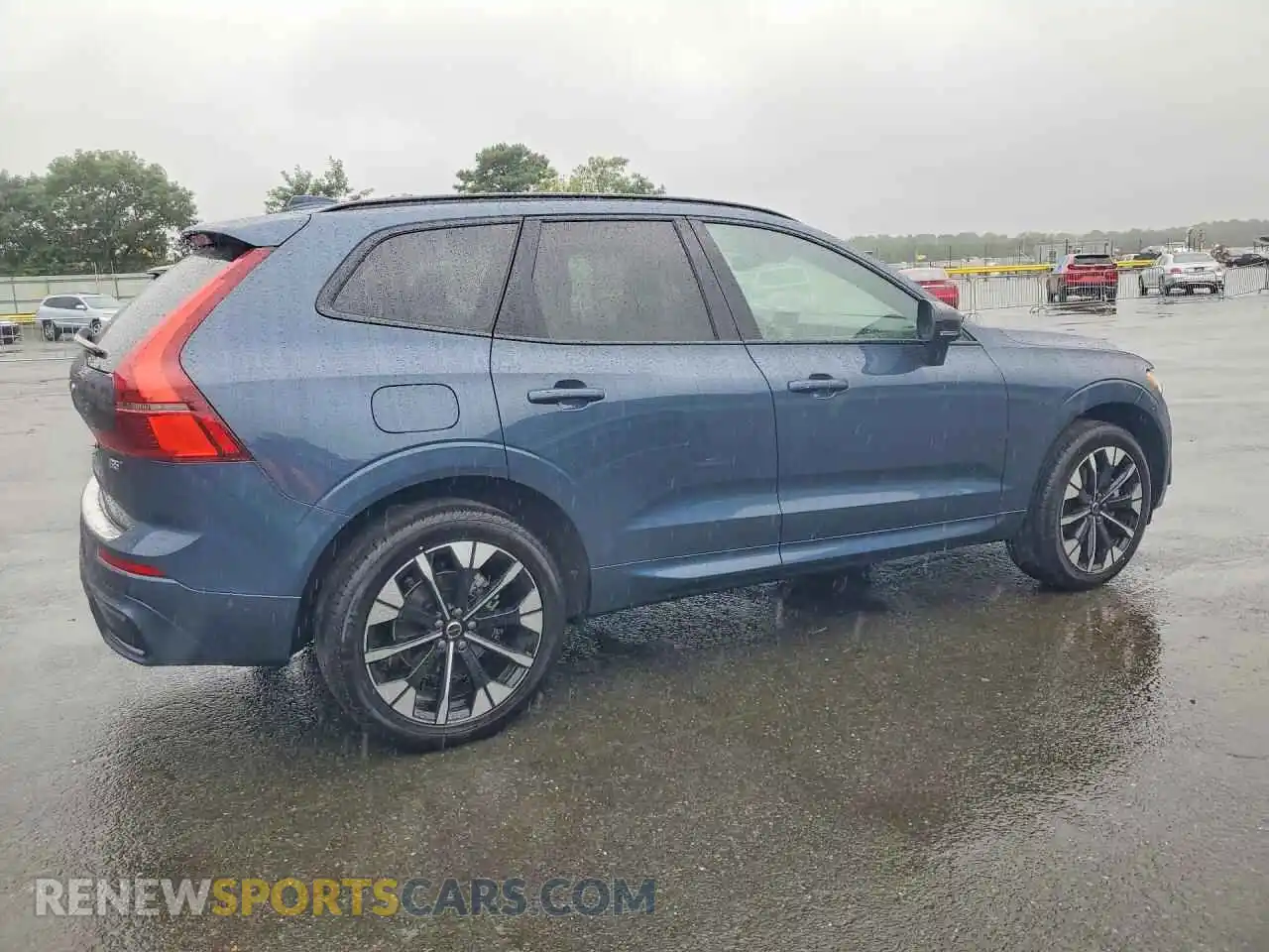 3 Photograph of a damaged car YV4M12RC0T1449021 VOLVO XC60 2026