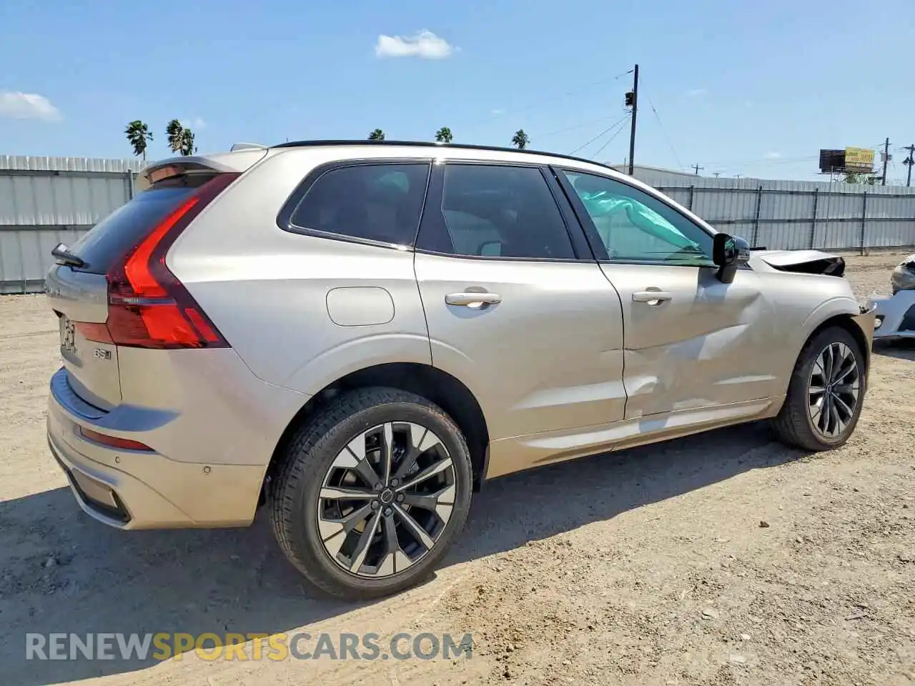 3 Photograph of a damaged car YV4M12RC1T1403164 VOLVO XC60 2026