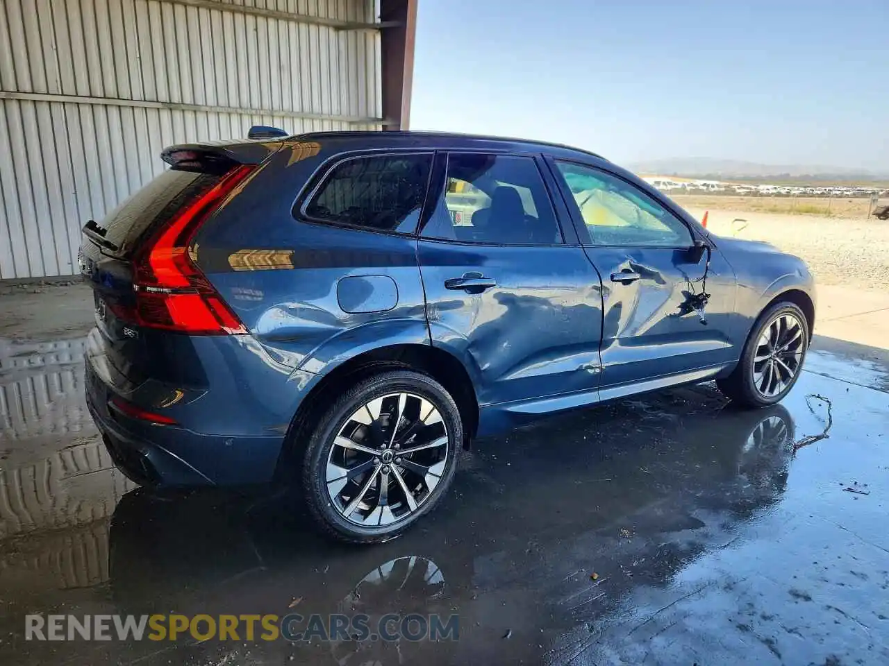 3 Photograph of a damaged car YV4M12RC2T1471456 VOLVO XC60 2026