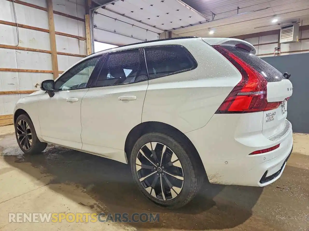 2 Photograph of a damaged car YV4M12RC6T1393702 VOLVO XC60 2026