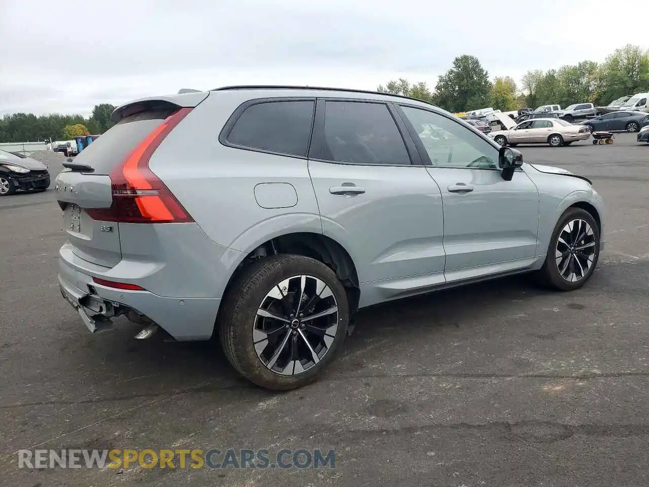 3 fotografías del automóvil dañado YV4M12RC6T1486008 VOLVO XC60 2026