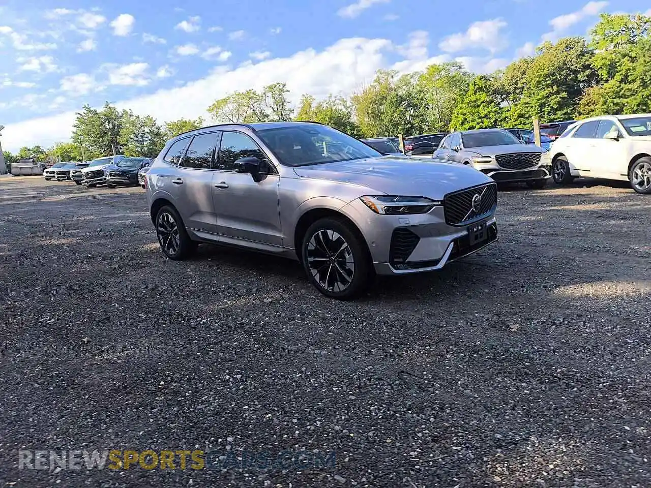 3 Photograph of a damaged car YV4M12RCXT1346673 VOLVO XC60 2026