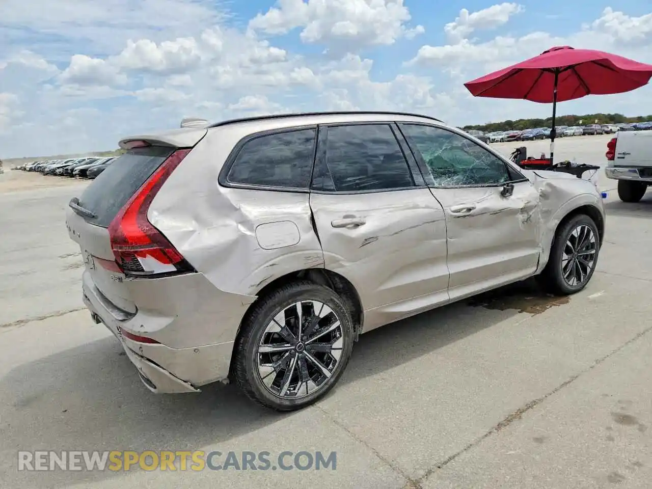 3 Photograph of a damaged car YV4M12RCXT1373968 VOLVO XC60 2026