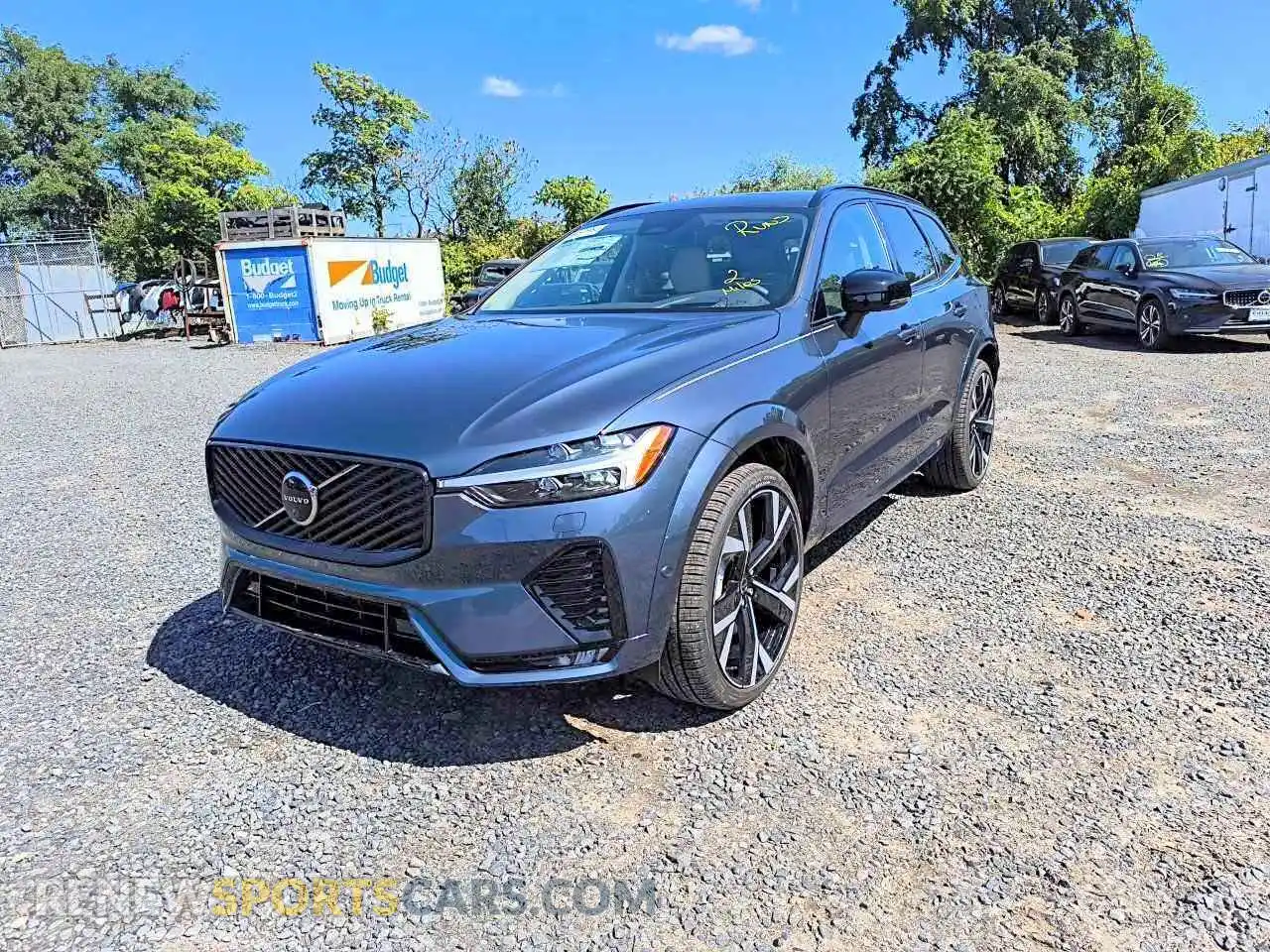 1 Фотография поврежденного автомобиля YV4M12RM0T1493092 VOLVO XC60 2026