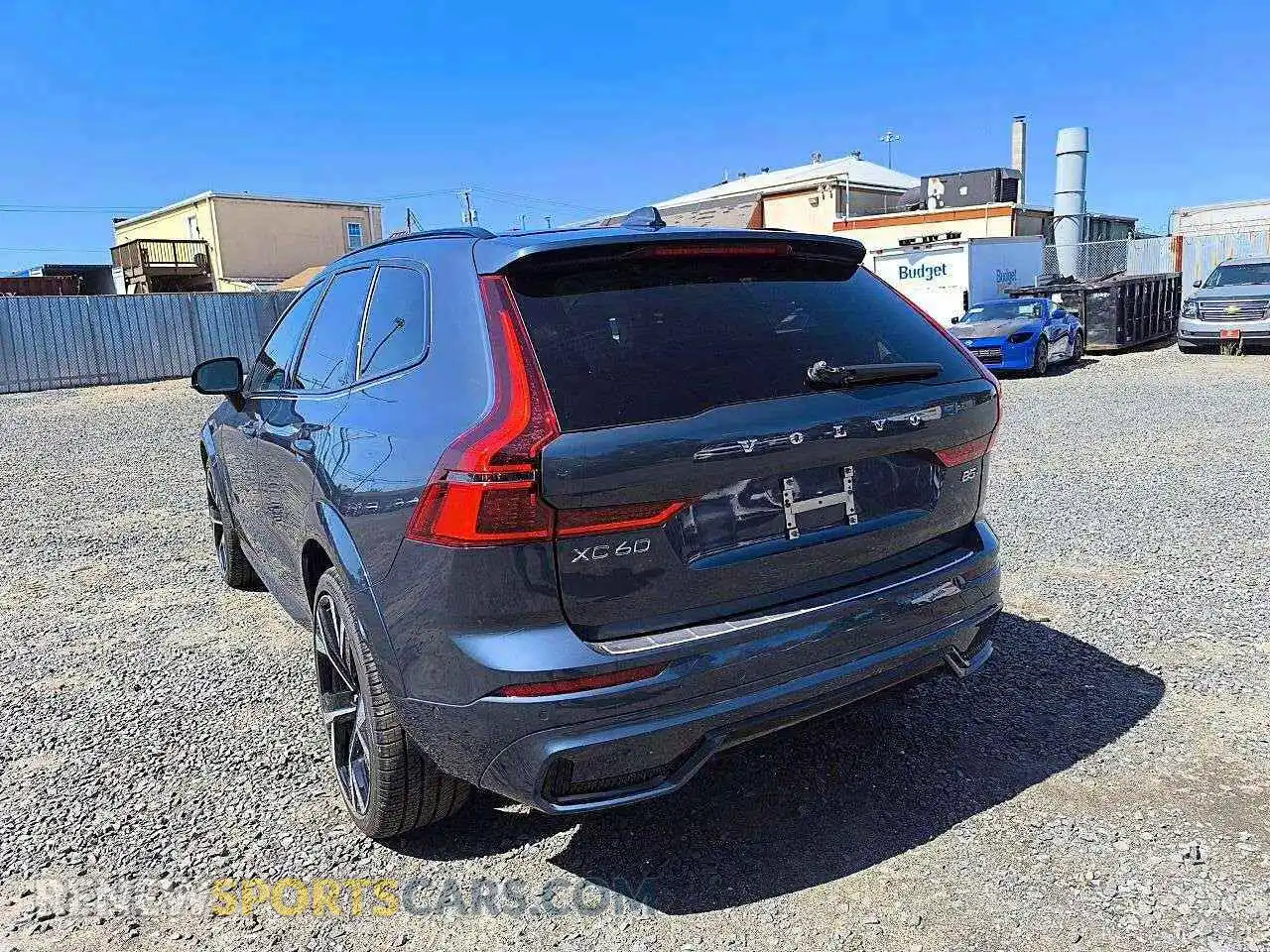 2 Фотография поврежденного автомобиля YV4M12RM0T1493092 VOLVO XC60 2026