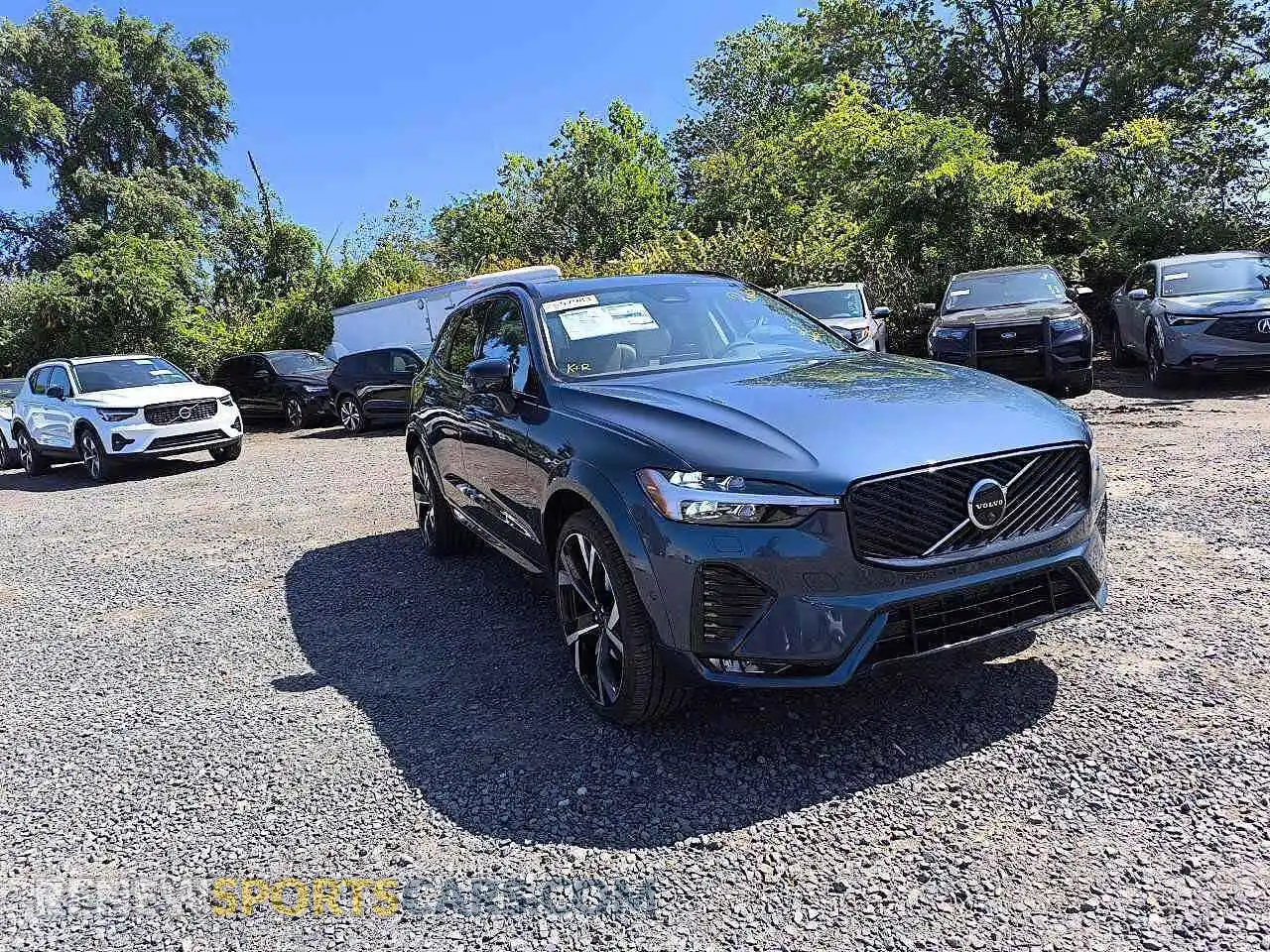 3 Фотография поврежденного автомобиля YV4M12RM0T1493092 VOLVO XC60 2026