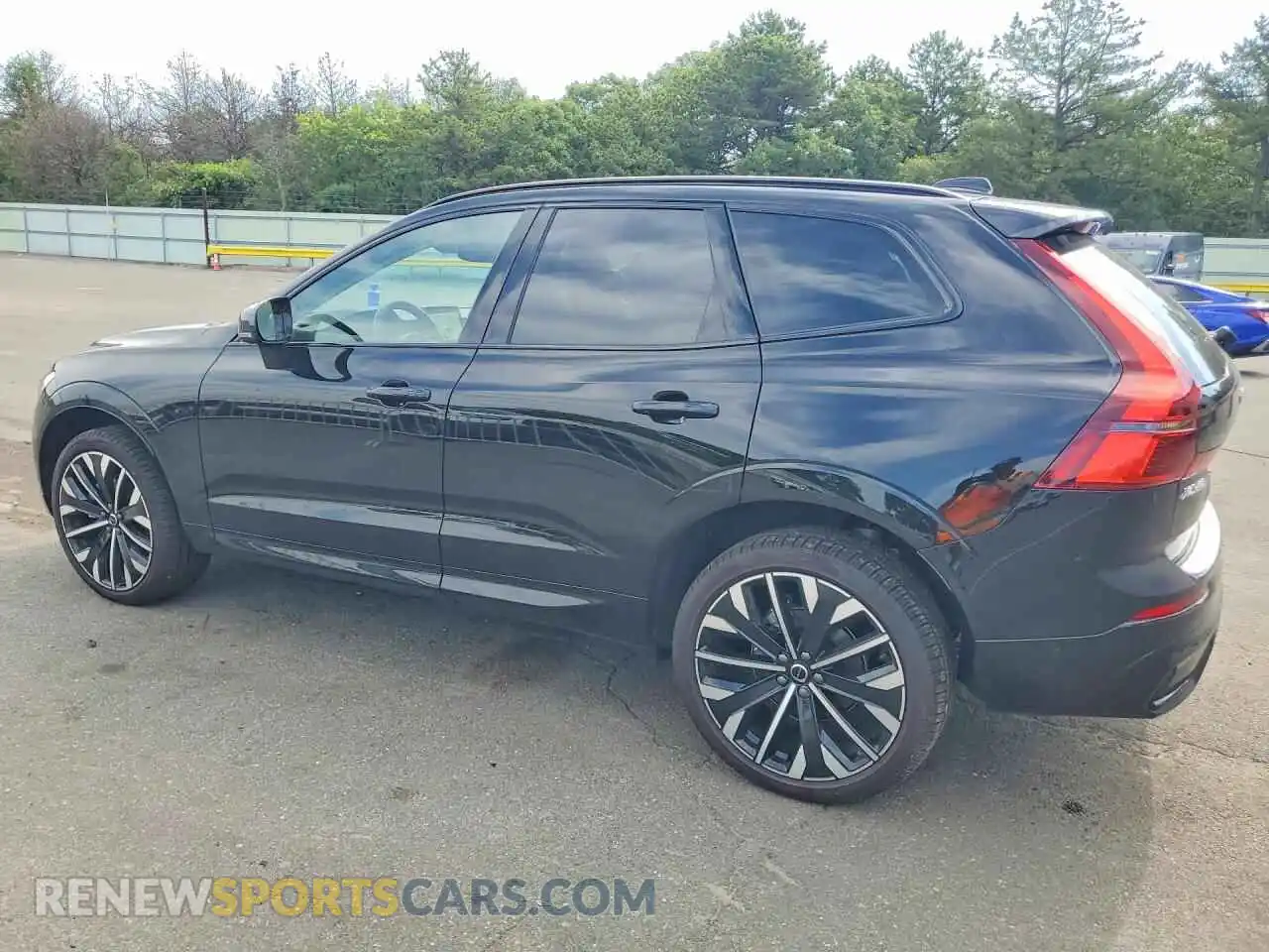 2 Photograph of a damaged car YV4M12RM8T1464956 VOLVO XC60 2026