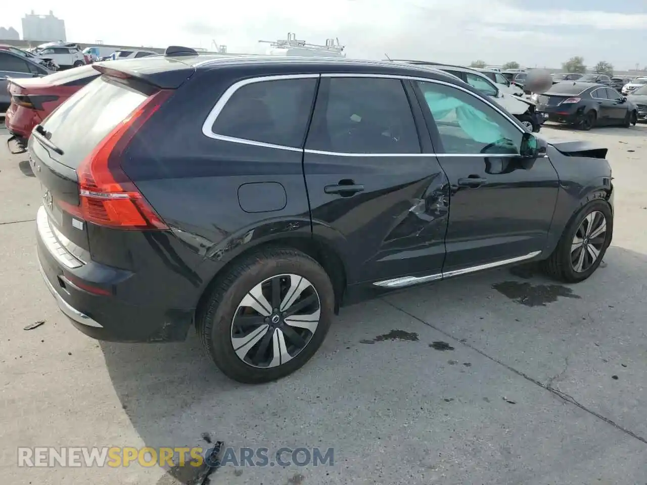 3 fotografías del automóvil dañado YV4H60DV7P1264387 VOLVO XC60 CORE 2023