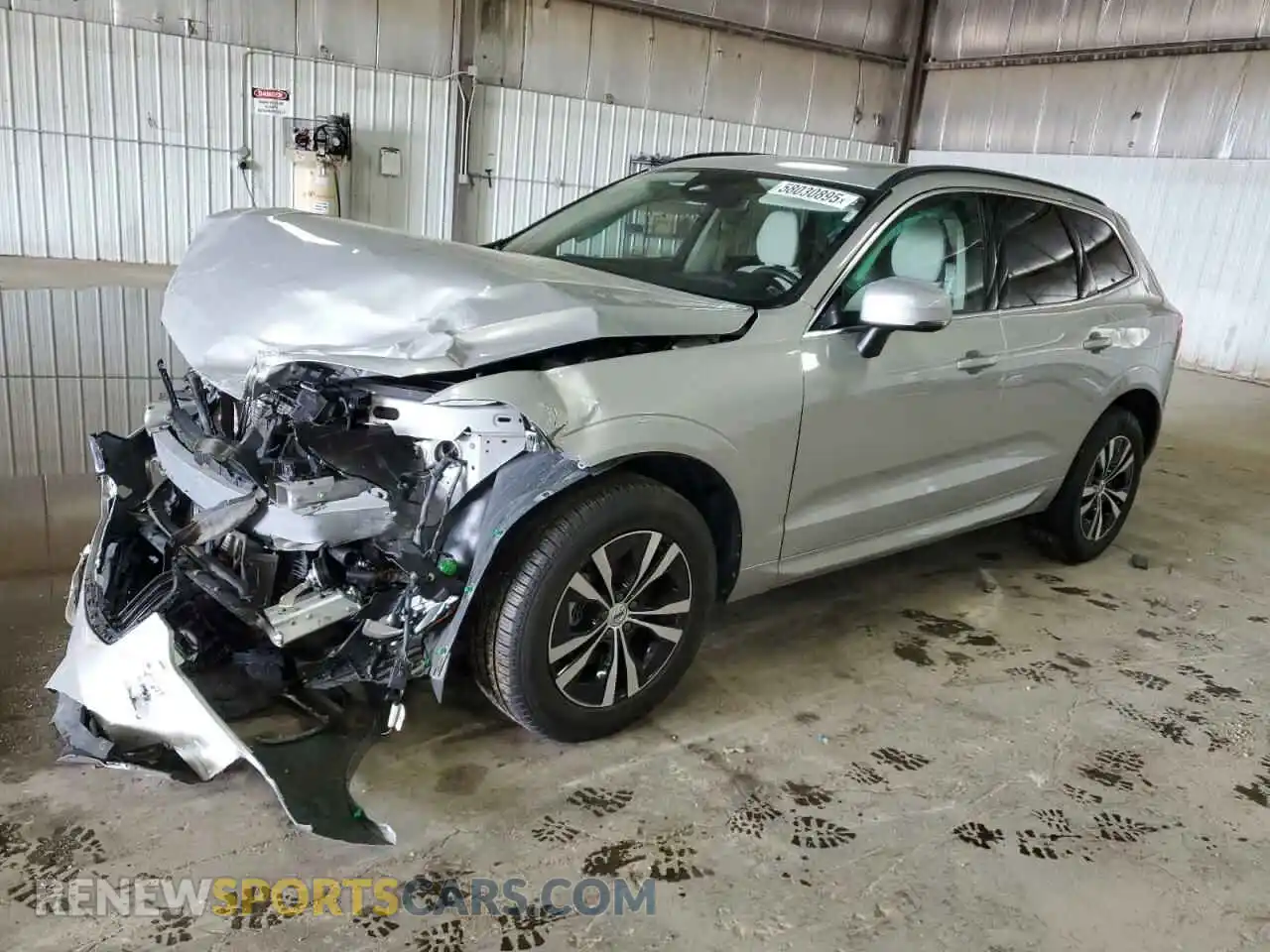 1 Фотография поврежденного автомобиля YV4L12RK3P1374713 VOLVO XC60 CORE 2023