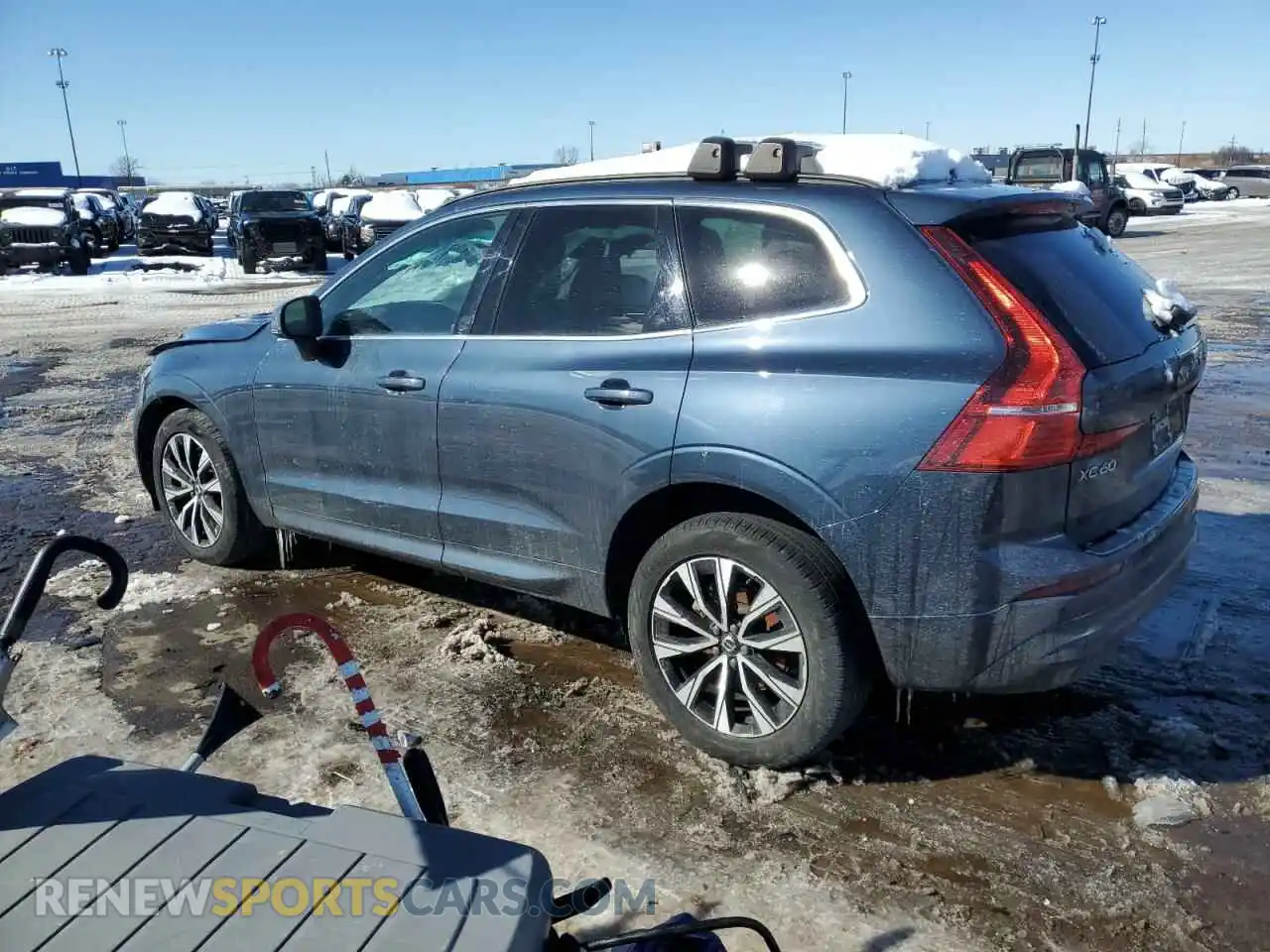 2 fotografías del automóvil dañado YV4L12RV7P1253984 VOLVO XC60 CORE 2023