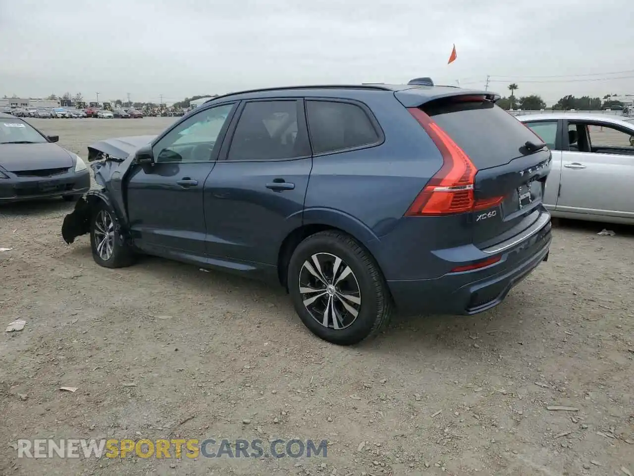 2 Фотография поврежденного автомобиля YV4H60DK3R1776379 VOLVO XC60 CORE 2024