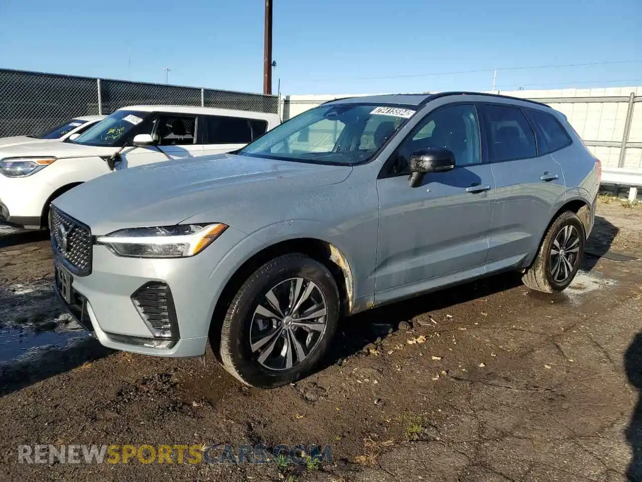 1 Фотография поврежденного автомобиля YV4L12RK3R1774886 VOLVO XC60 CORE 2024