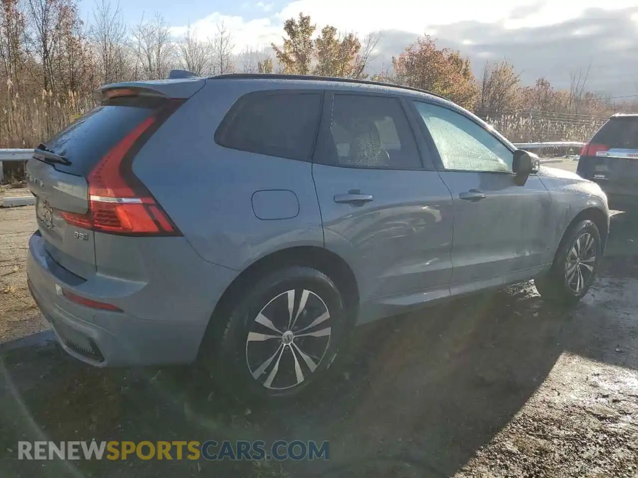 3 Фотография поврежденного автомобиля YV4L12RK3R1774886 VOLVO XC60 CORE 2024