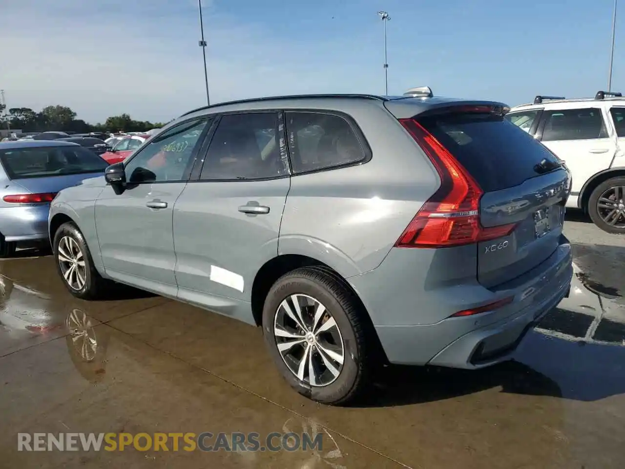 2 Фотография поврежденного автомобиля YV4L12RK4R1800539 VOLVO XC60 CORE 2024