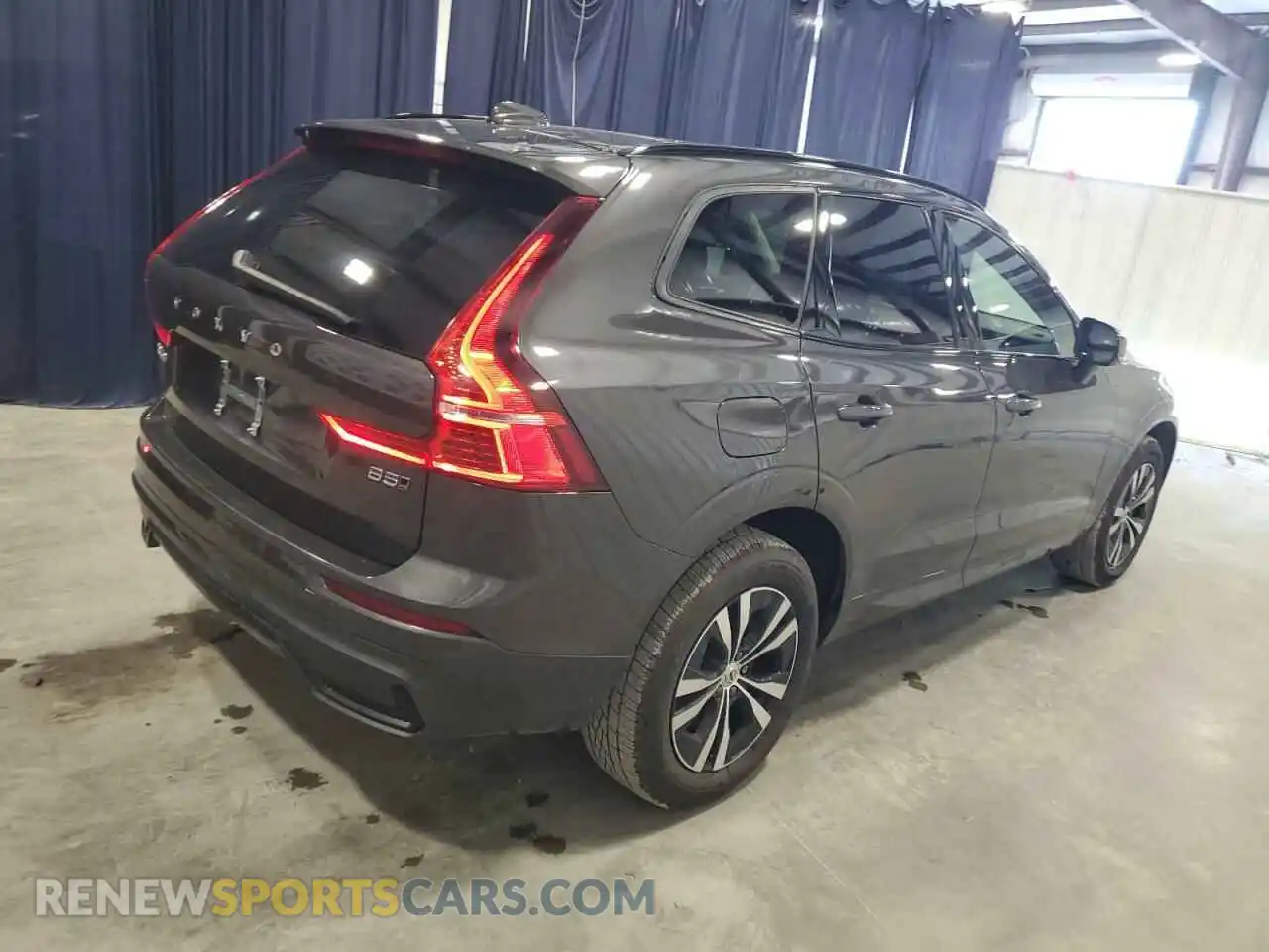 3 Фотография поврежденного автомобиля YV4L12RK4R1829376 VOLVO XC60 CORE 2024