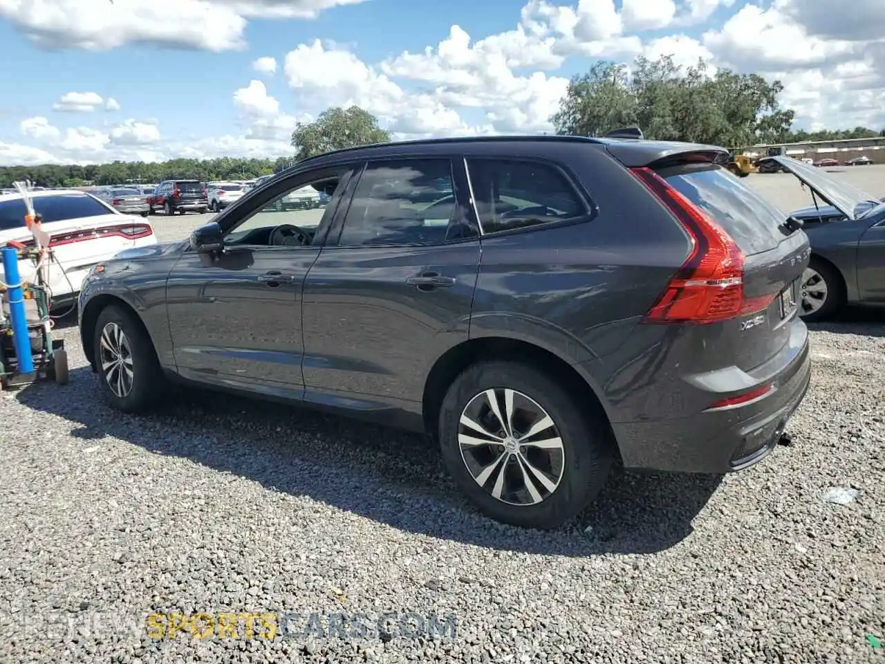 2 Фотография поврежденного автомобиля YV4L12RK4R1877525 VOLVO XC60 CORE 2024