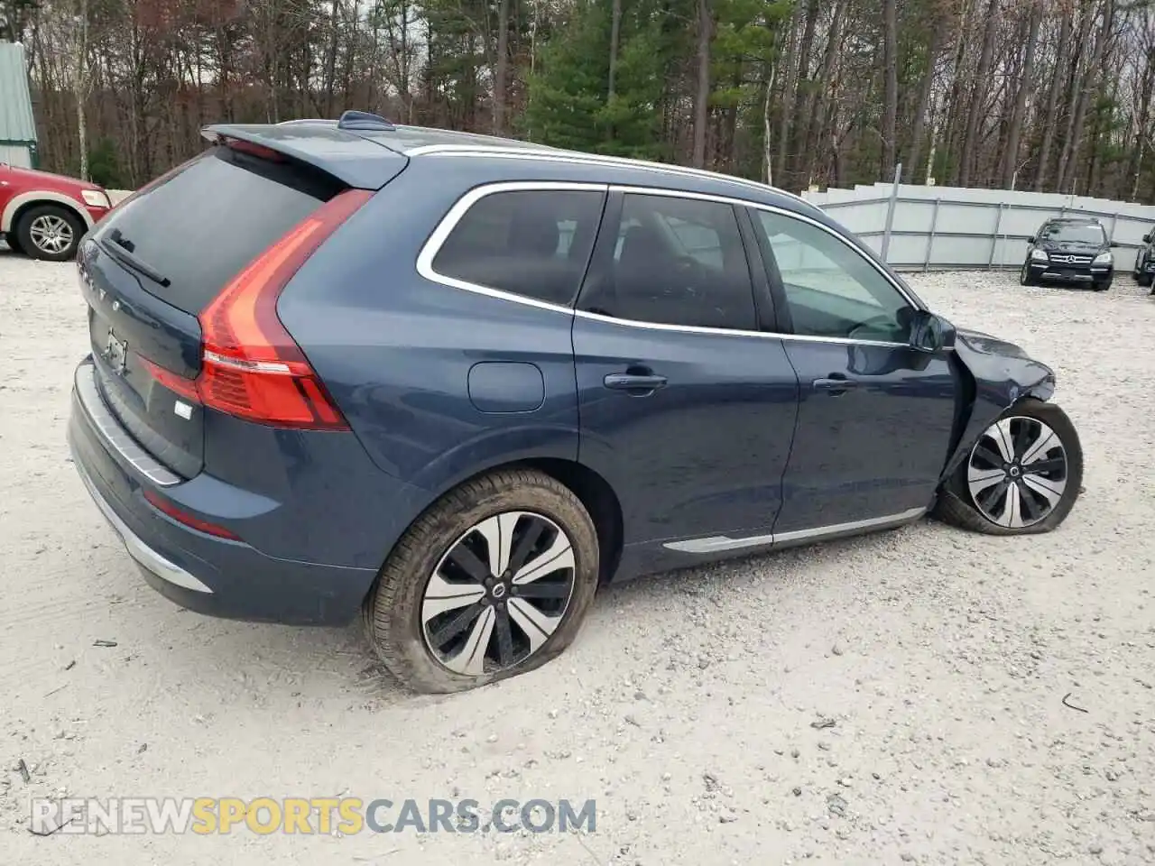 3 Photograph of a damaged car YV4H60DN1P1359219 VOLVO XC60 PLUS 2023