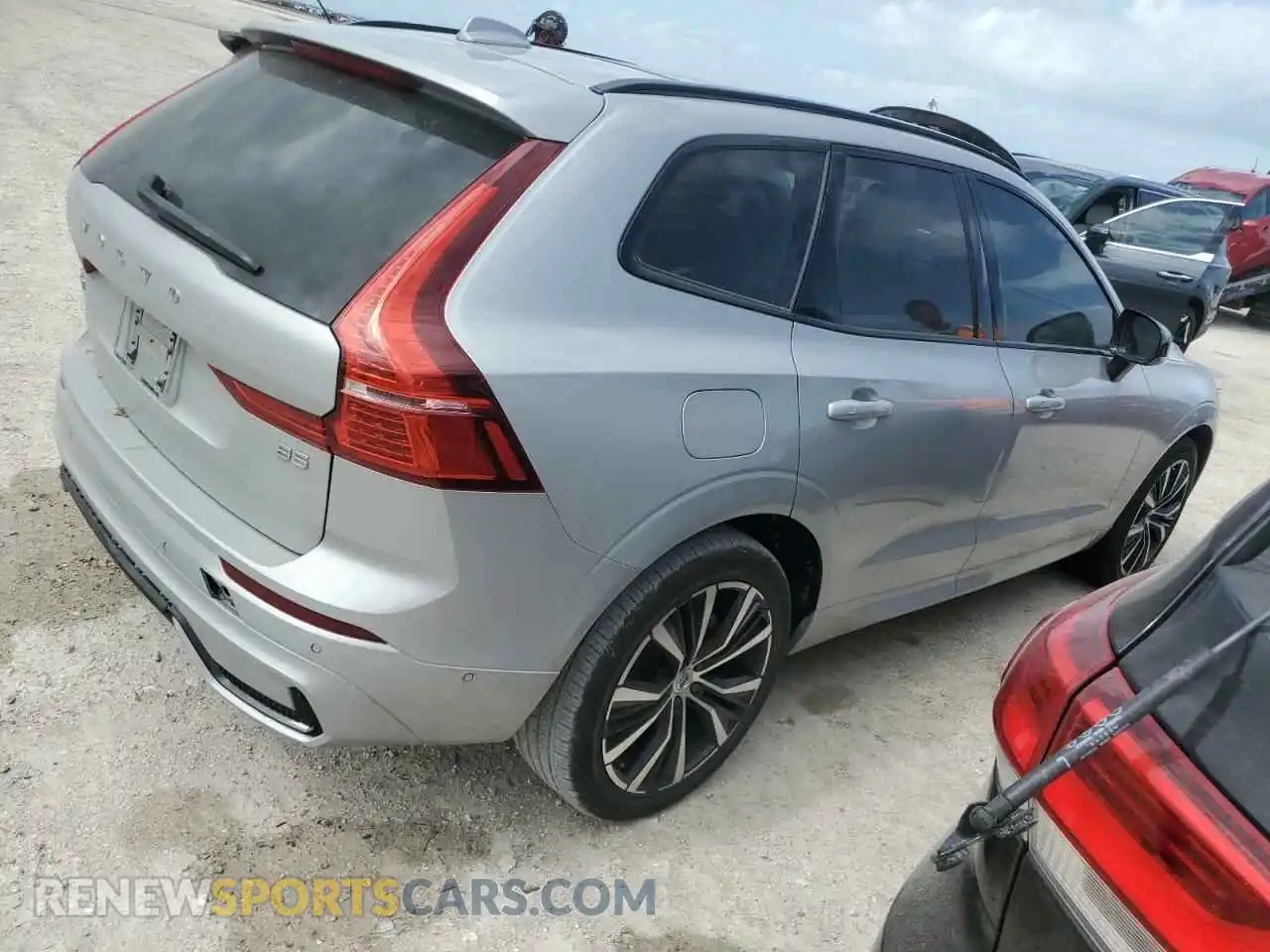 3 Фотография поврежденного автомобиля YV4L12DL8P1307573 VOLVO XC60 PLUS 2023