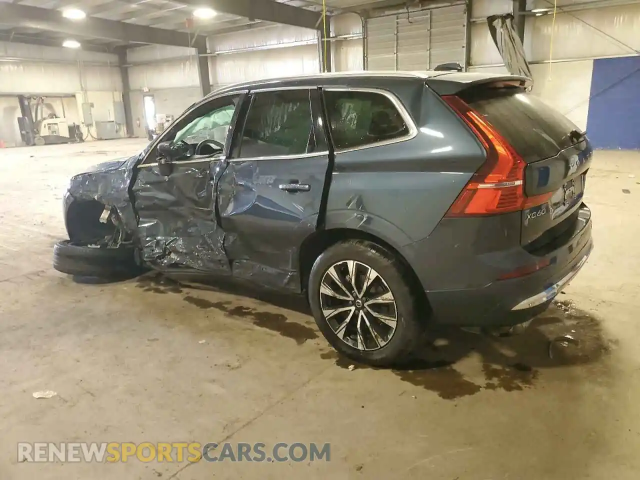 2 fotografías del automóvil dañado YV4L12RN1P1384974 VOLVO XC60 PLUS 2023