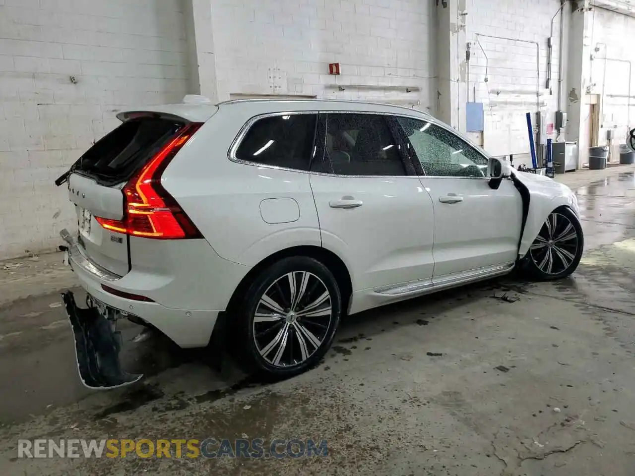 3 Photograph of a damaged car YV4L12RN5P1353100 VOLVO XC60 PLUS 2023