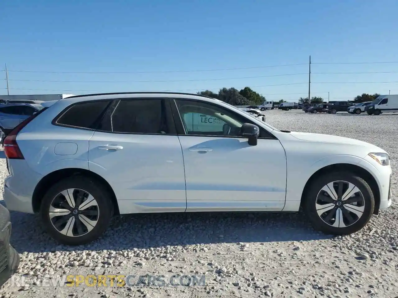 3 fotografías del automóvil dañado YV4H60DL5R1879649 VOLVO XC60 PLUS 2024