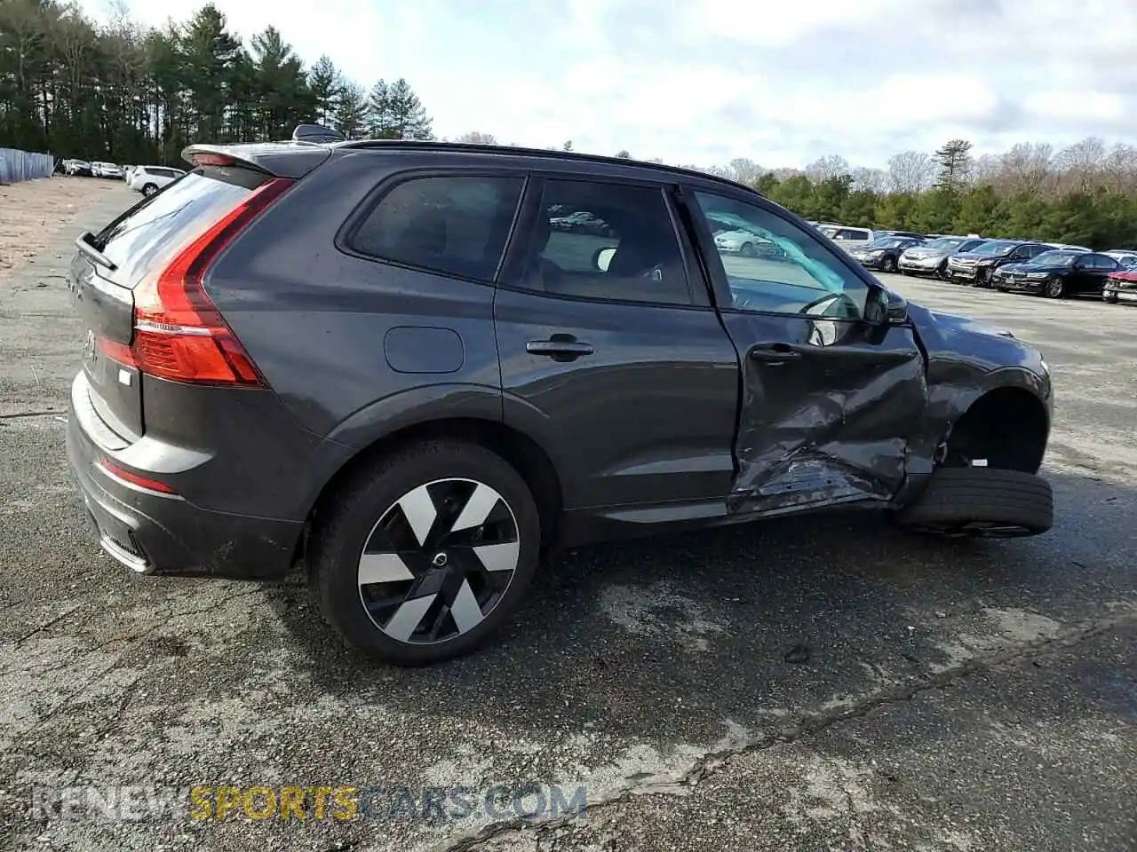 3 Фотография поврежденного автомобиля YV4H60DLXR1849191 VOLVO XC60 PLUS 2024
