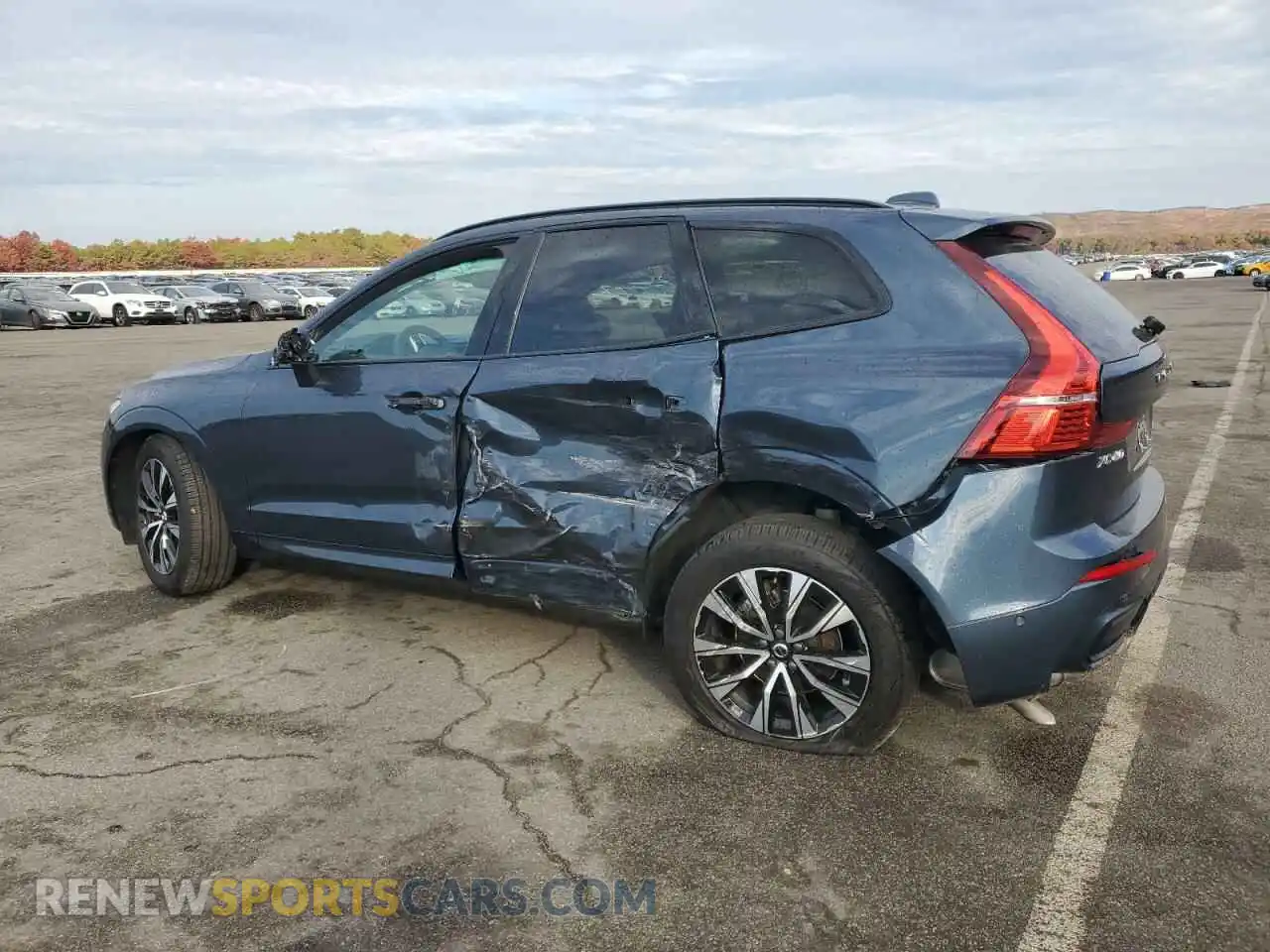 2 Photograph of a damaged car YV4L12RL4R1830973 VOLVO XC60 PLUS 2024