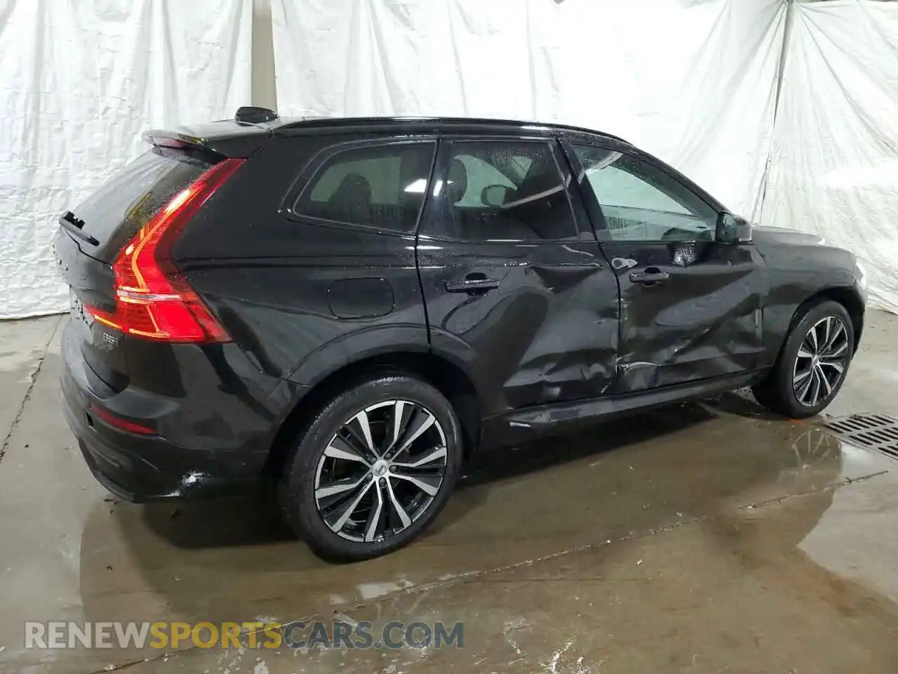 3 Photograph of a damaged car YV4L12RL8R1884020 VOLVO XC60 PLUS 2024