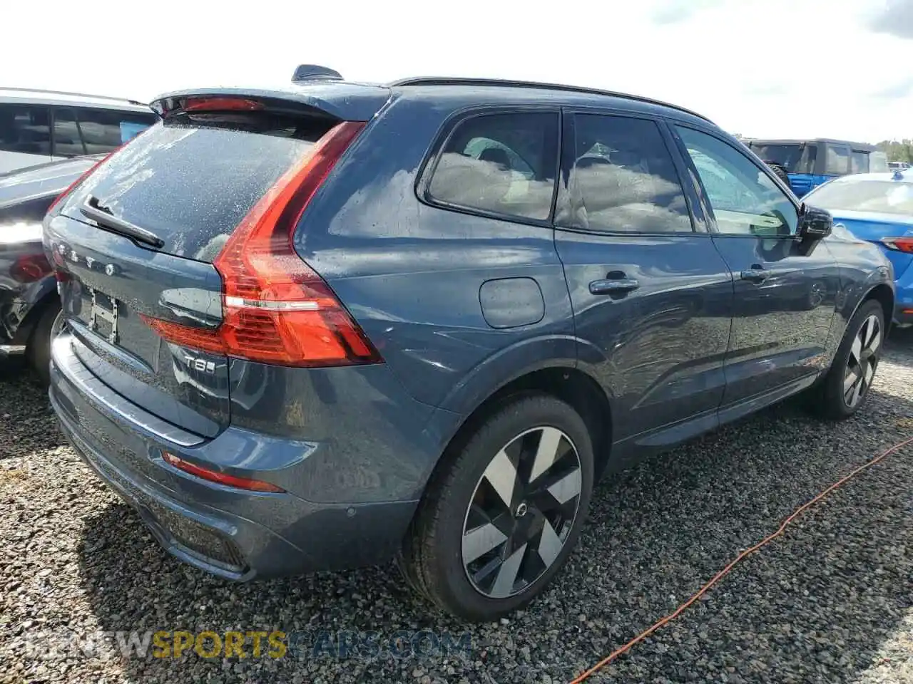 3 Photograph of a damaged car YV4H60RC0S1029295 VOLVO XC60 PLUS 2025