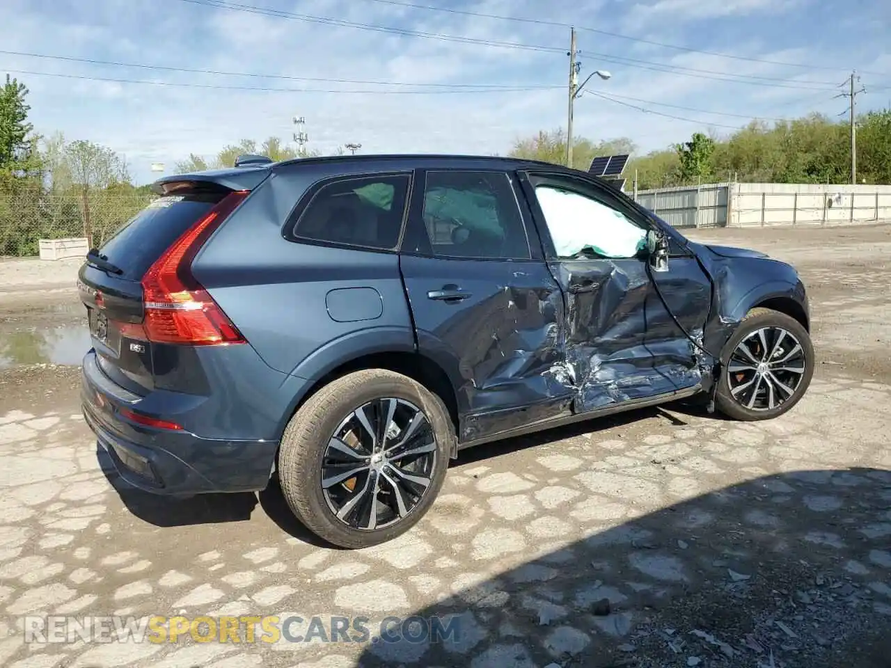 3 Photograph of a damaged car YV4M12RC1S1153018 VOLVO XC60 PLUS 2025