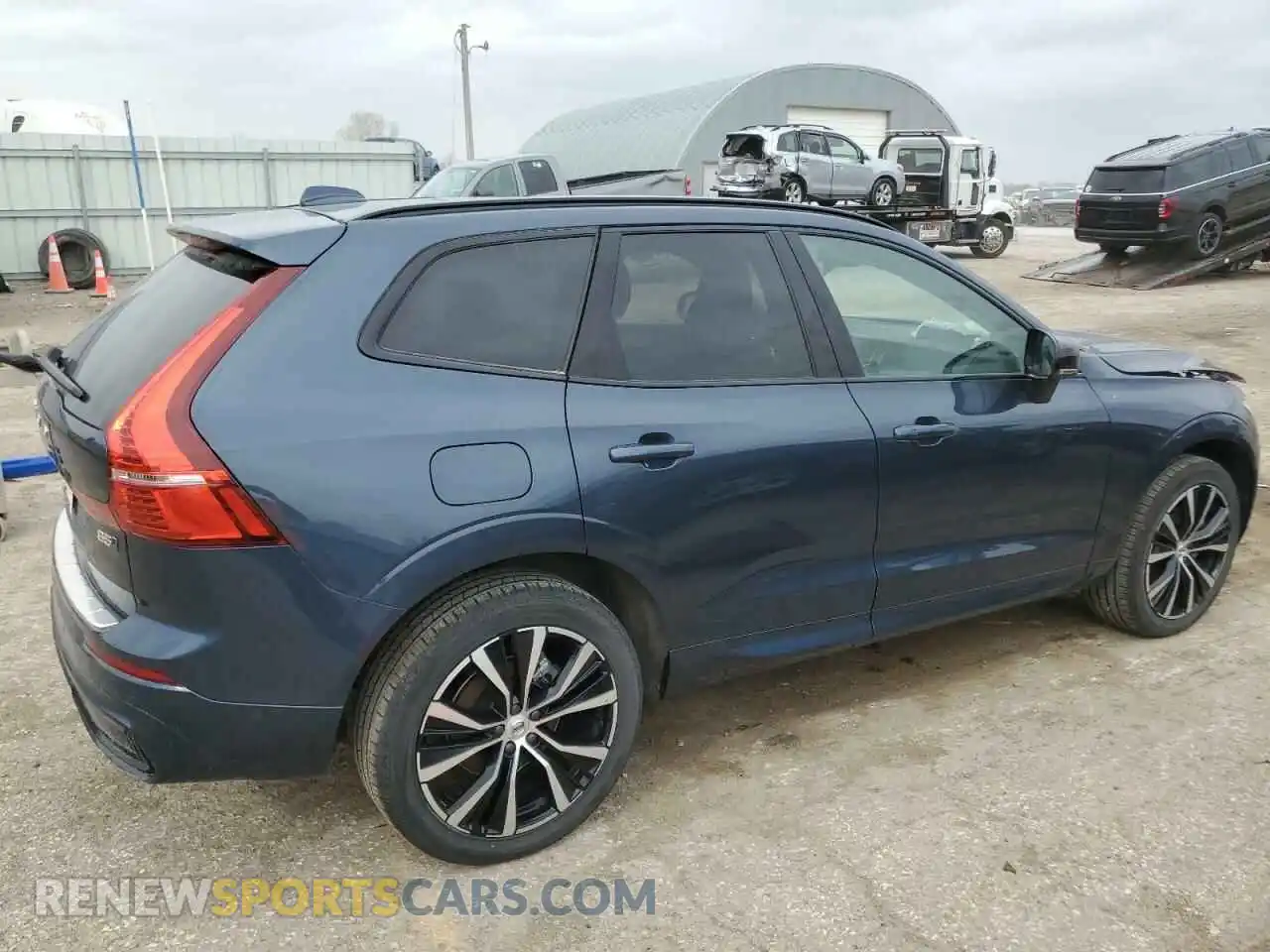 3 Photograph of a damaged car YV4M12RC5S1043685 VOLVO XC60 PLUS 2025