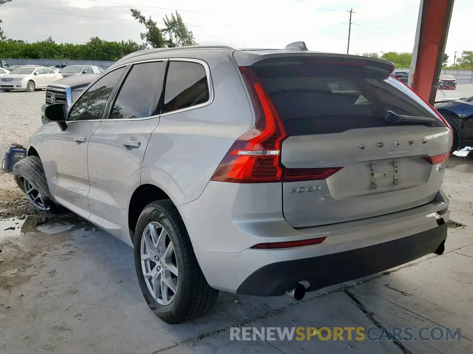 3 Photograph of a damaged car LYV102DK8KB184556 VOLVO XC60 T5 2019