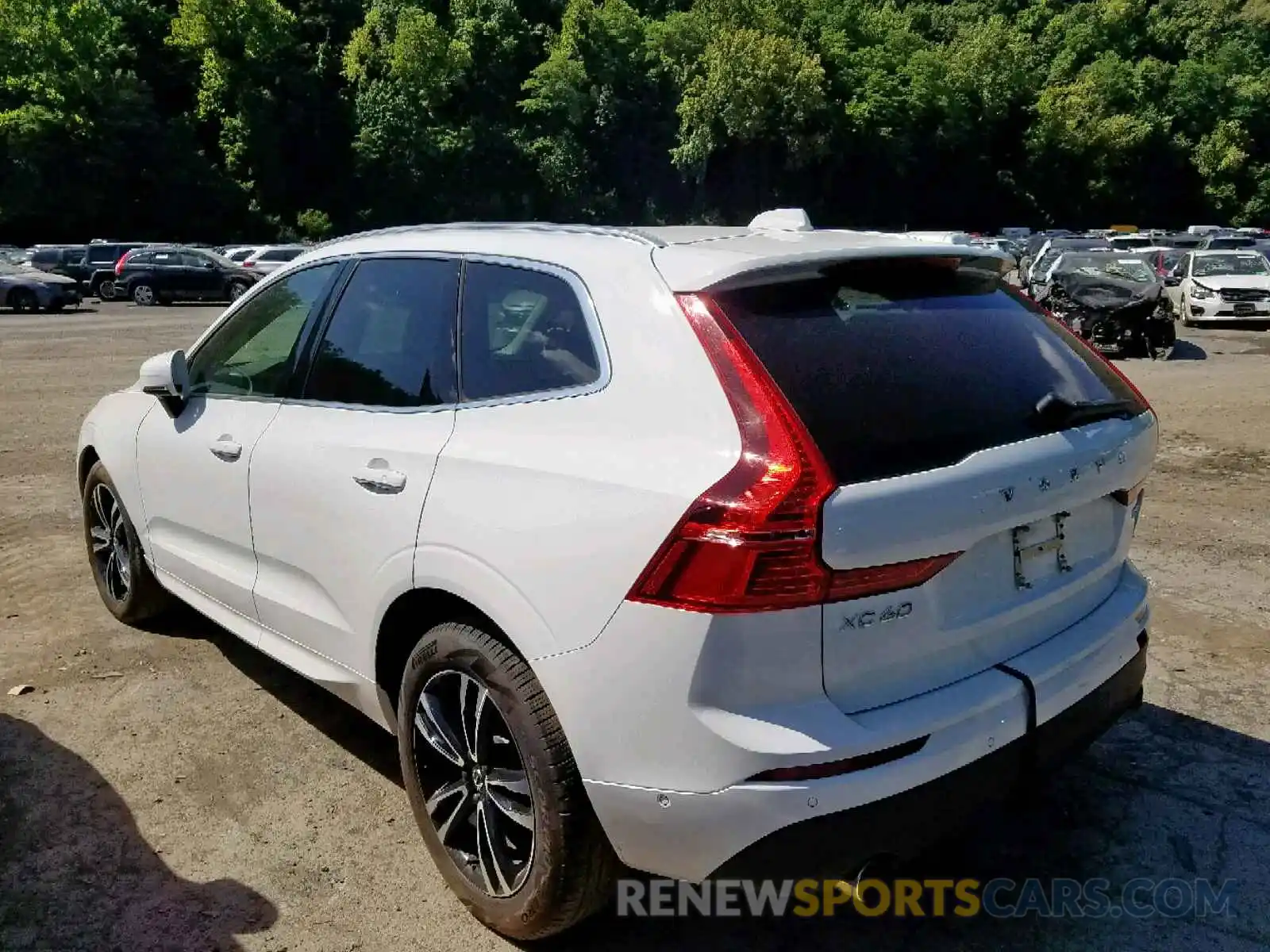 3 Photograph of a damaged car LYV102RK9KB232980 VOLVO XC60 T5 2019