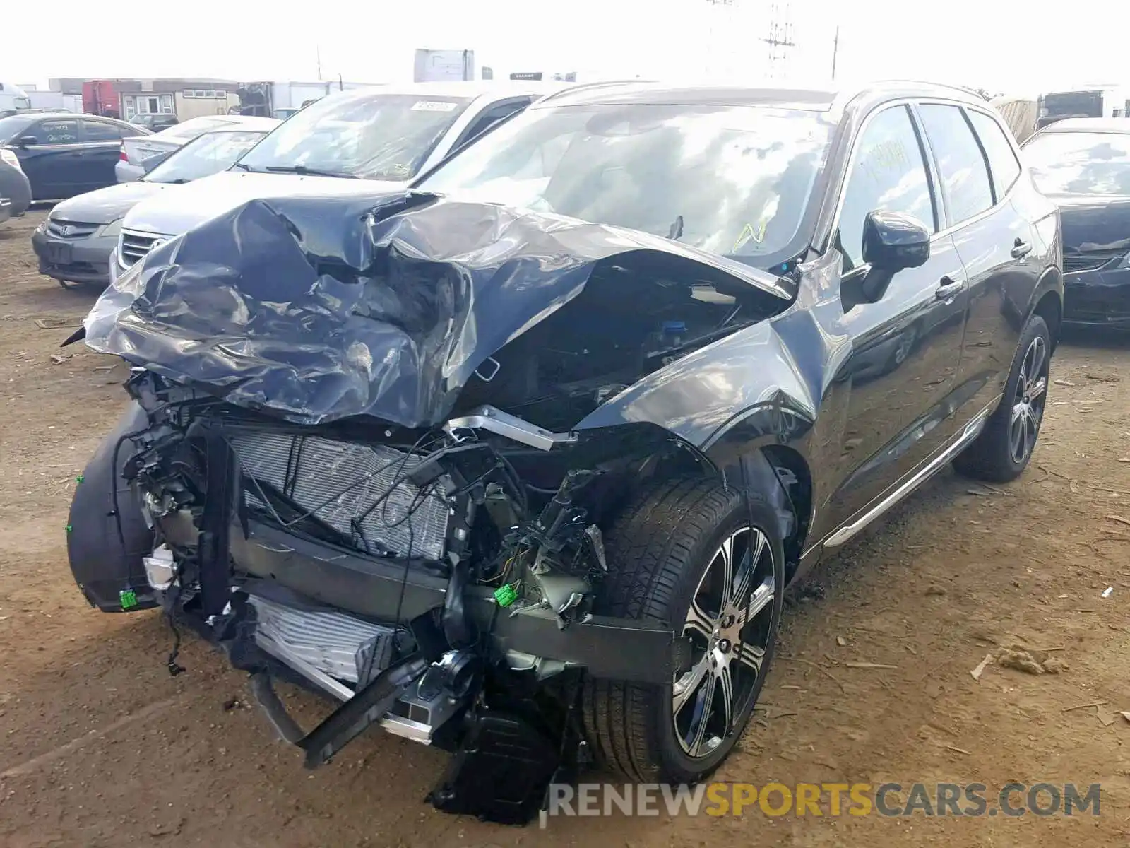 2 Photograph of a damaged car LYV102RL5KB242091 VOLVO XC60 T5 2019