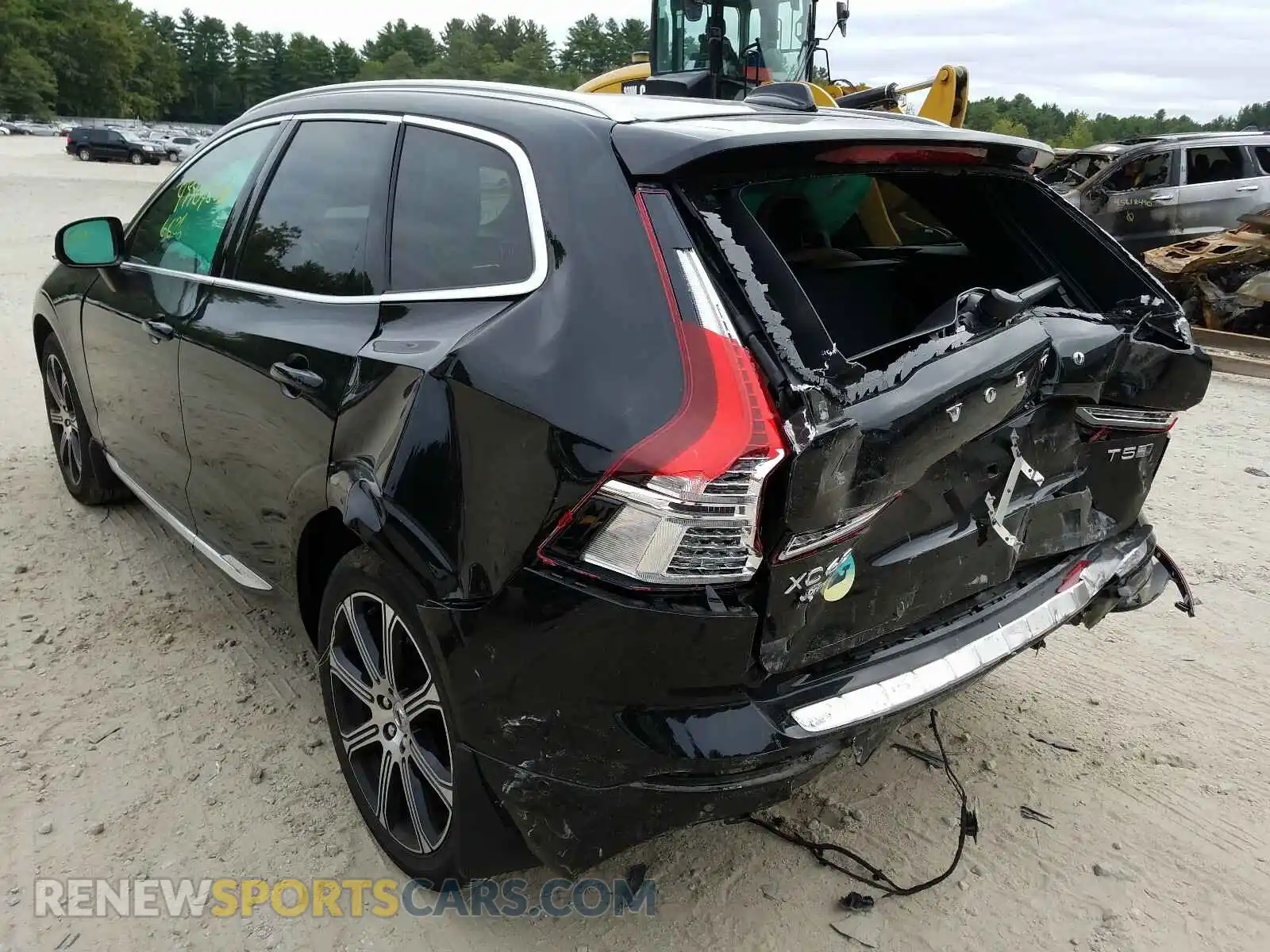 3 Photograph of a damaged car LYV102RL5KB236808 VOLVO XC60 T5 IN 2019