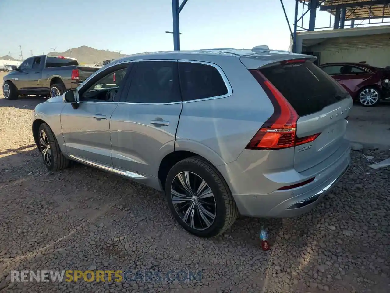 2 Photograph of a damaged car YV4062RA7P1351902 VOLVO XC60 ULTIM 2023