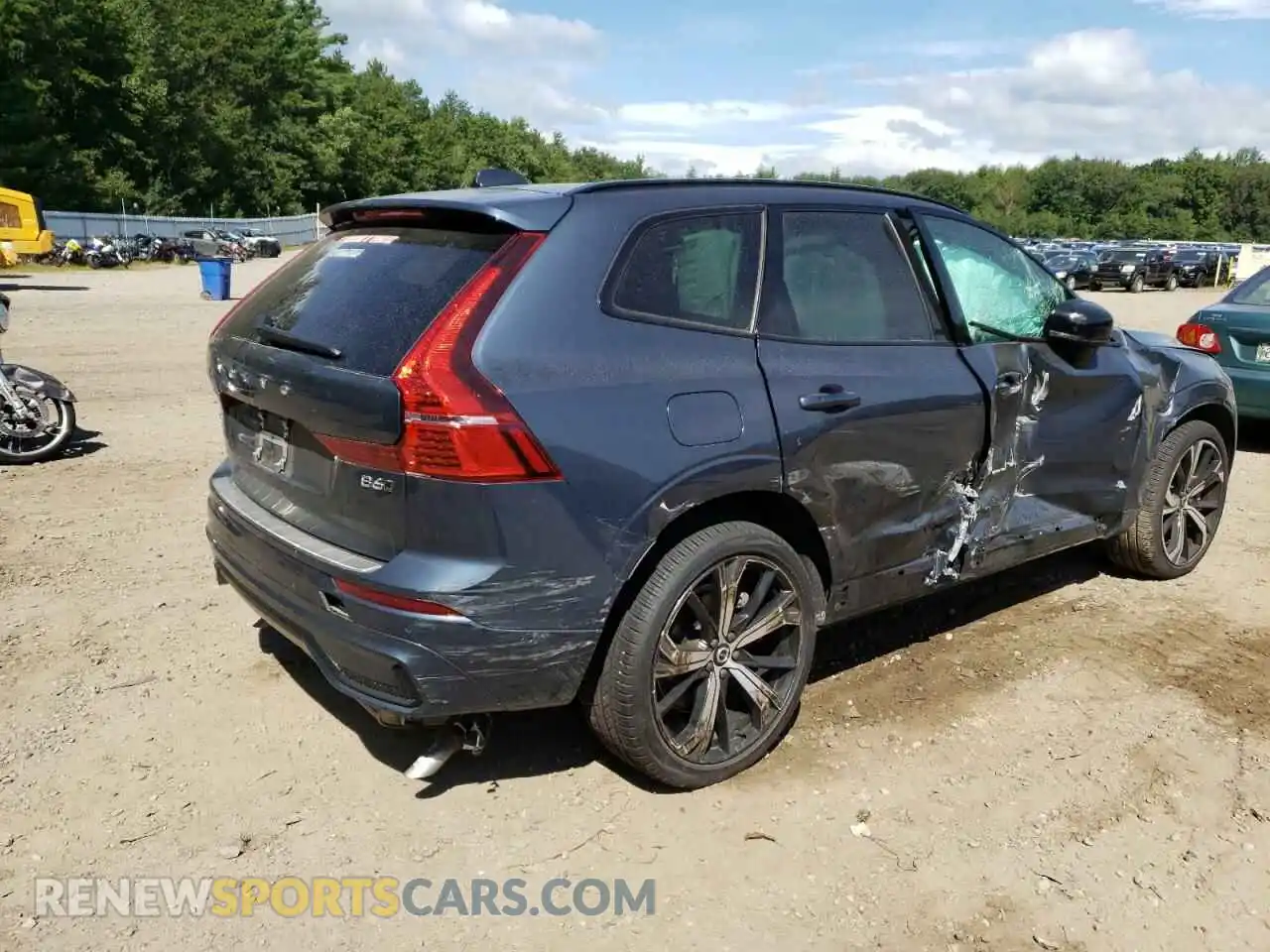 3 Photograph of a damaged car YV4062RX1P1337868 VOLVO XC60 ULTIM 2023