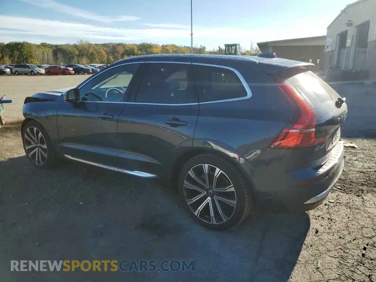 2 Photograph of a damaged car YV4H60DA0P1334082 VOLVO XC60 ULTIM 2023