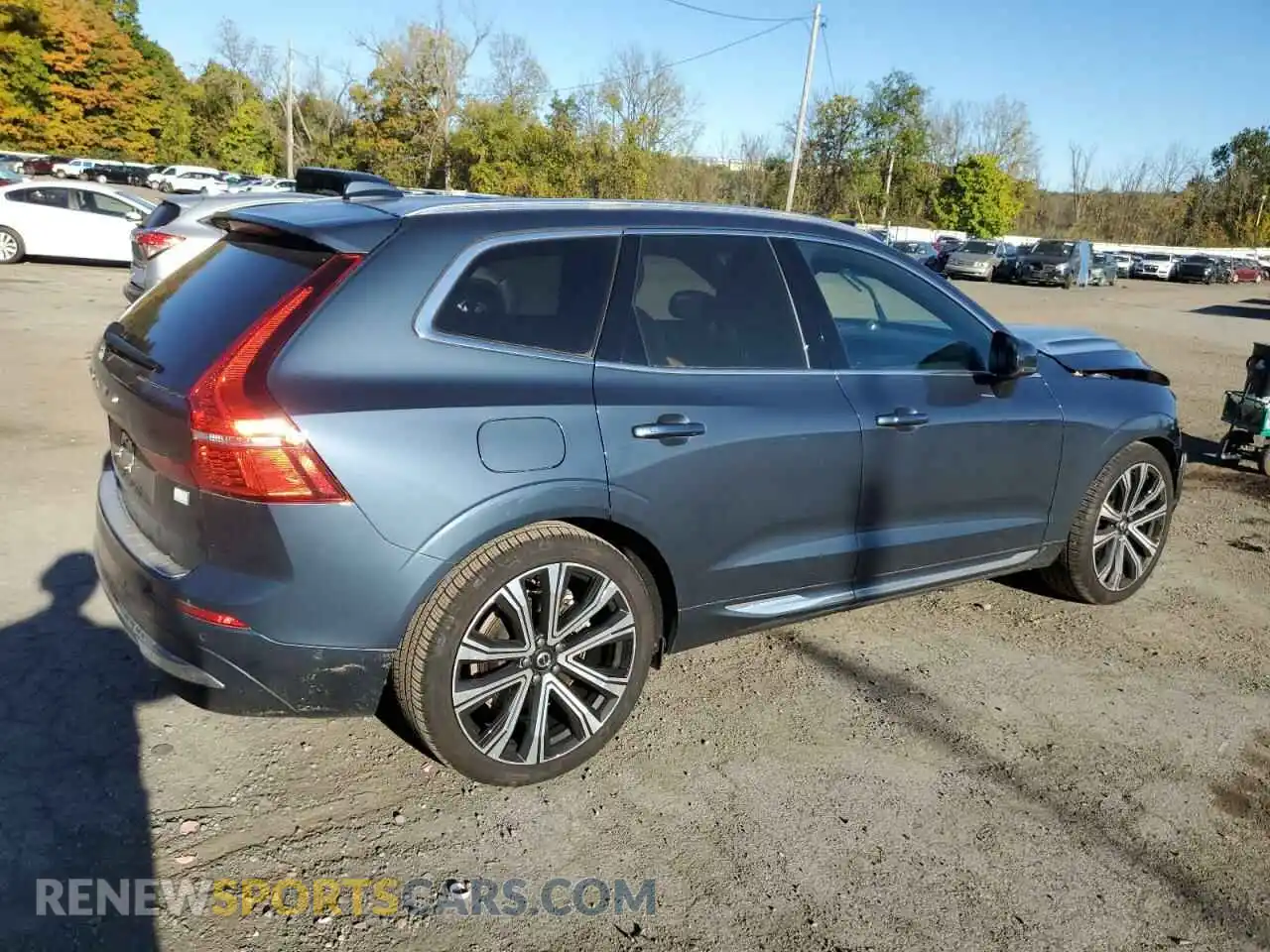3 Photograph of a damaged car YV4H60DA0P1334082 VOLVO XC60 ULTIM 2023