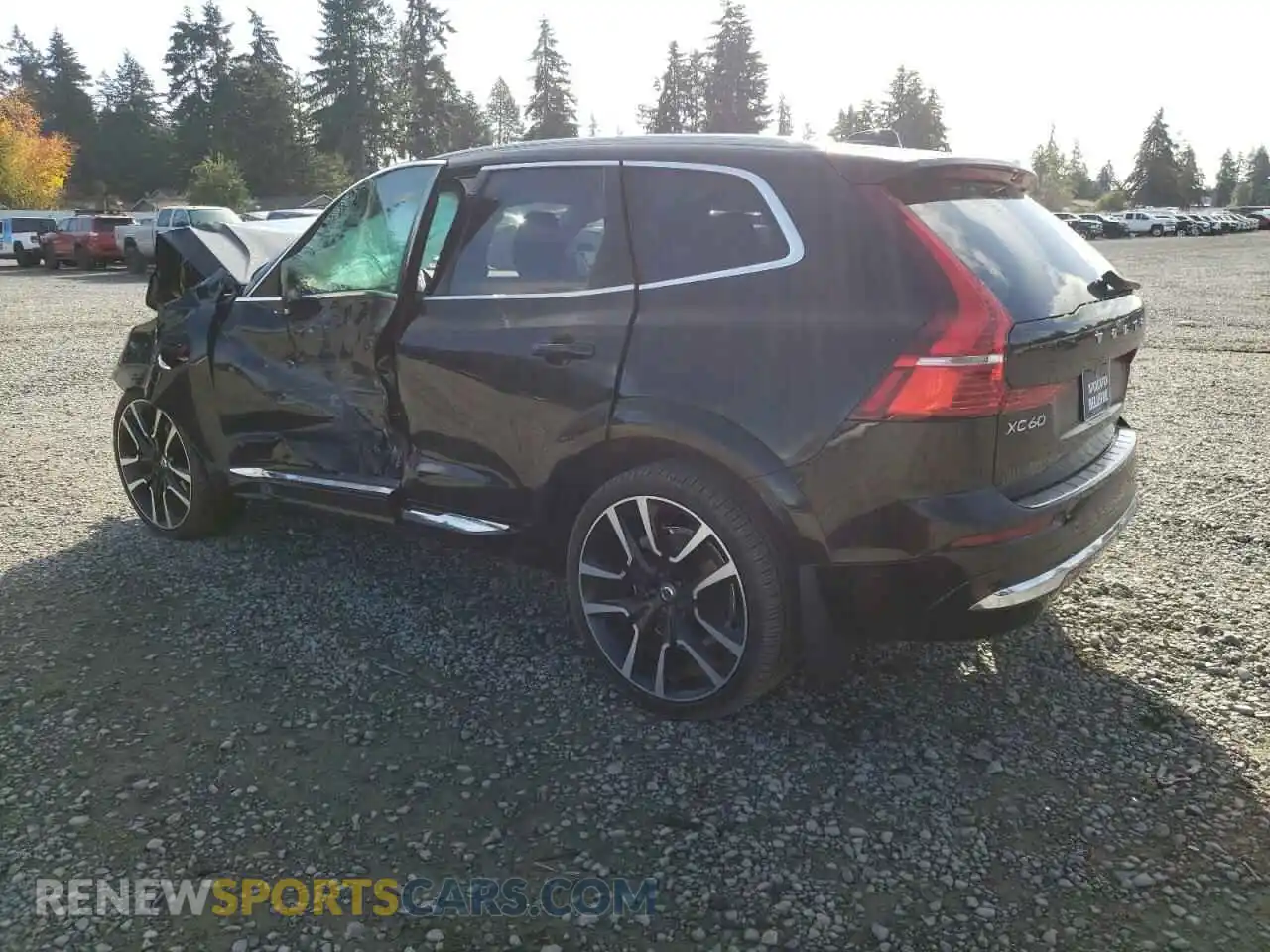 2 Photograph of a damaged car YV4H60DA7P1331129 VOLVO XC60 ULTIM 2023