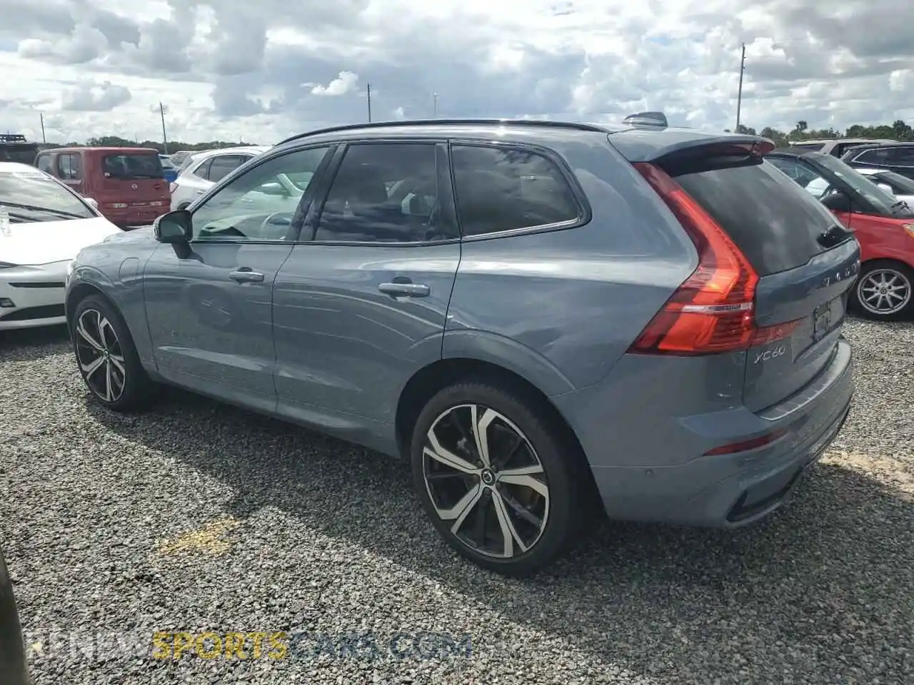 2 Photograph of a damaged car YV4H60DM5P1272673 VOLVO XC60 ULTIM 2023