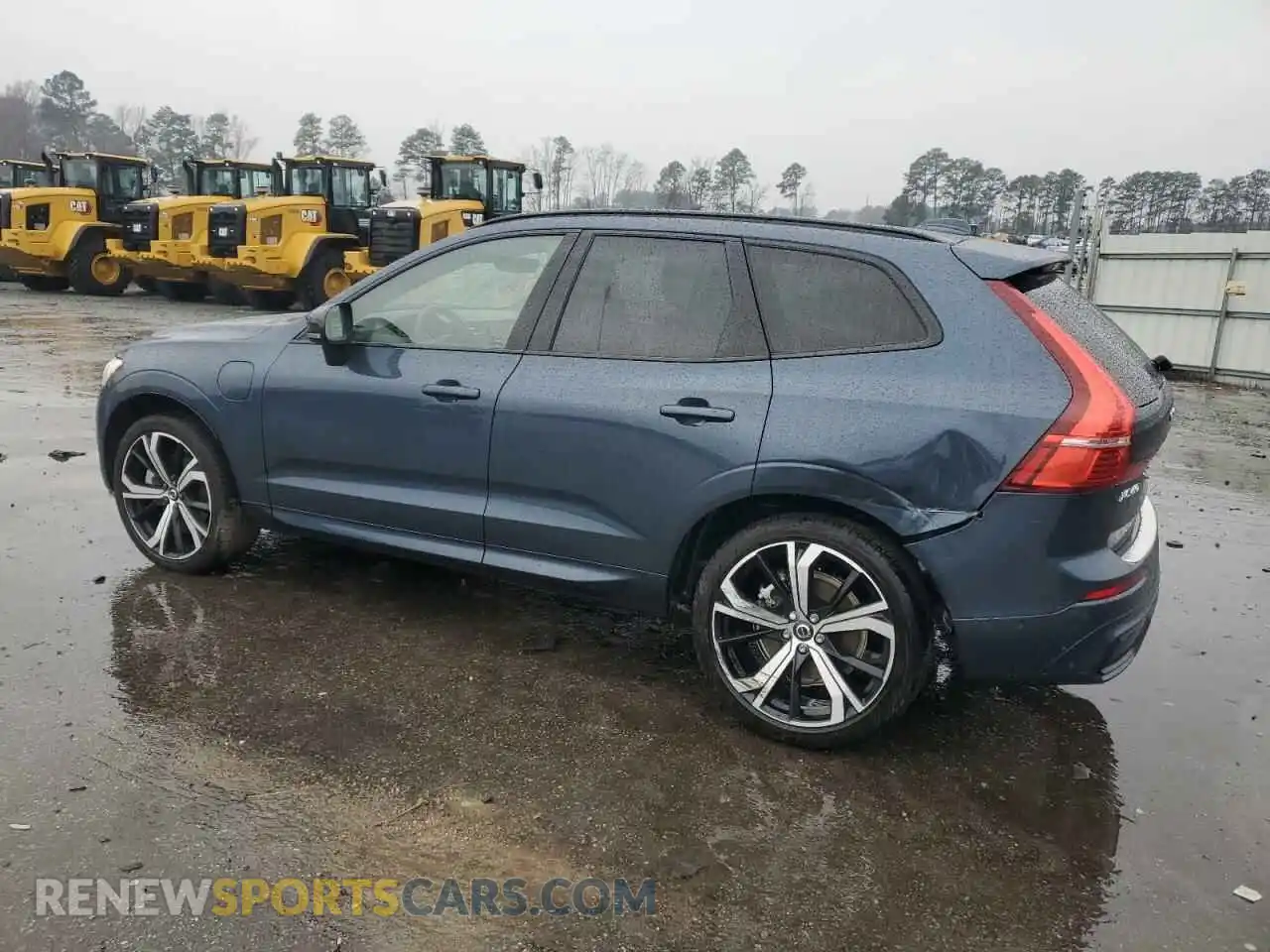 2 Photograph of a damaged car YV4H60DX3P1389100 VOLVO XC60 ULTIM 2023